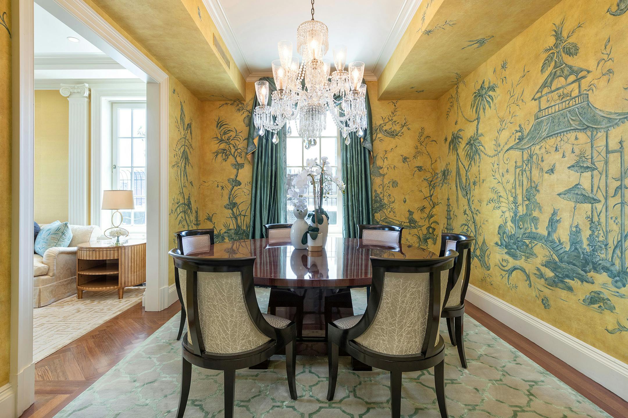 A hand-painted mural adds an unexpected artistic touch to this dining room. (Design Recipes/TNS)