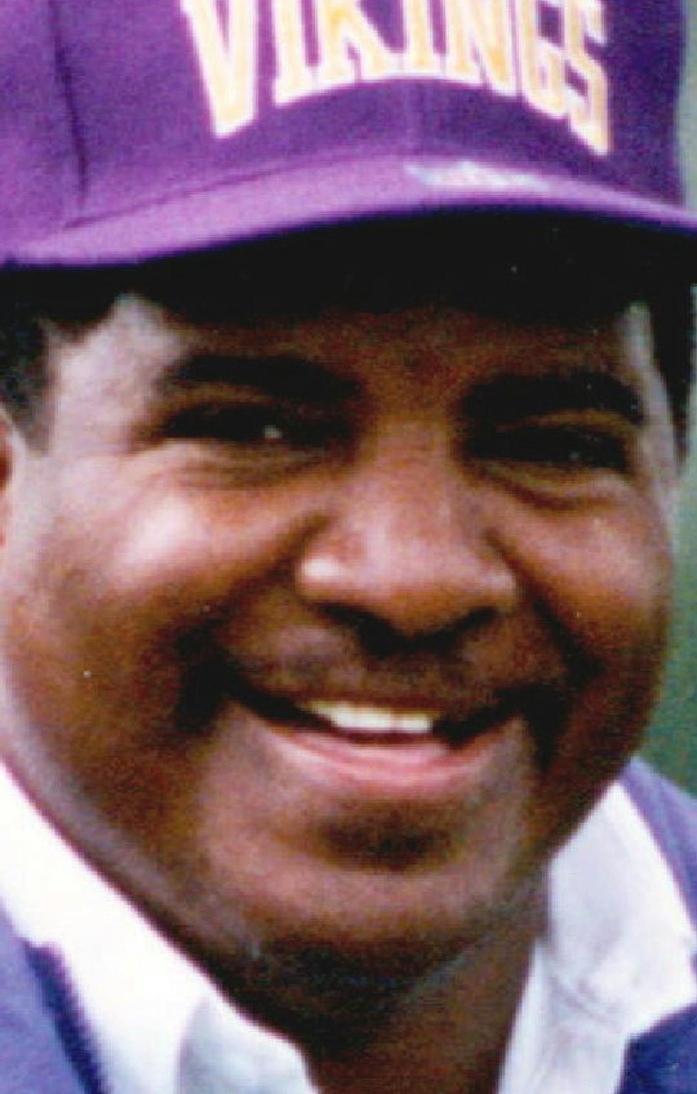 FILE - In this July 17, 1992, file photo, Minnesota Vikings coach Dennis Green is shownnam ja th au. Green, a trailblazing coach who led a Vikings renaissance in the 1990s and also coached the Arizona Cardinals, has died. He was 67. Green&#xed;s family posted a message on the Cardinals website on Friday, July 22, 2016, announcing the death.(Jerry Holt/Minneapolis Star Tribune /Star Tribune via AP)