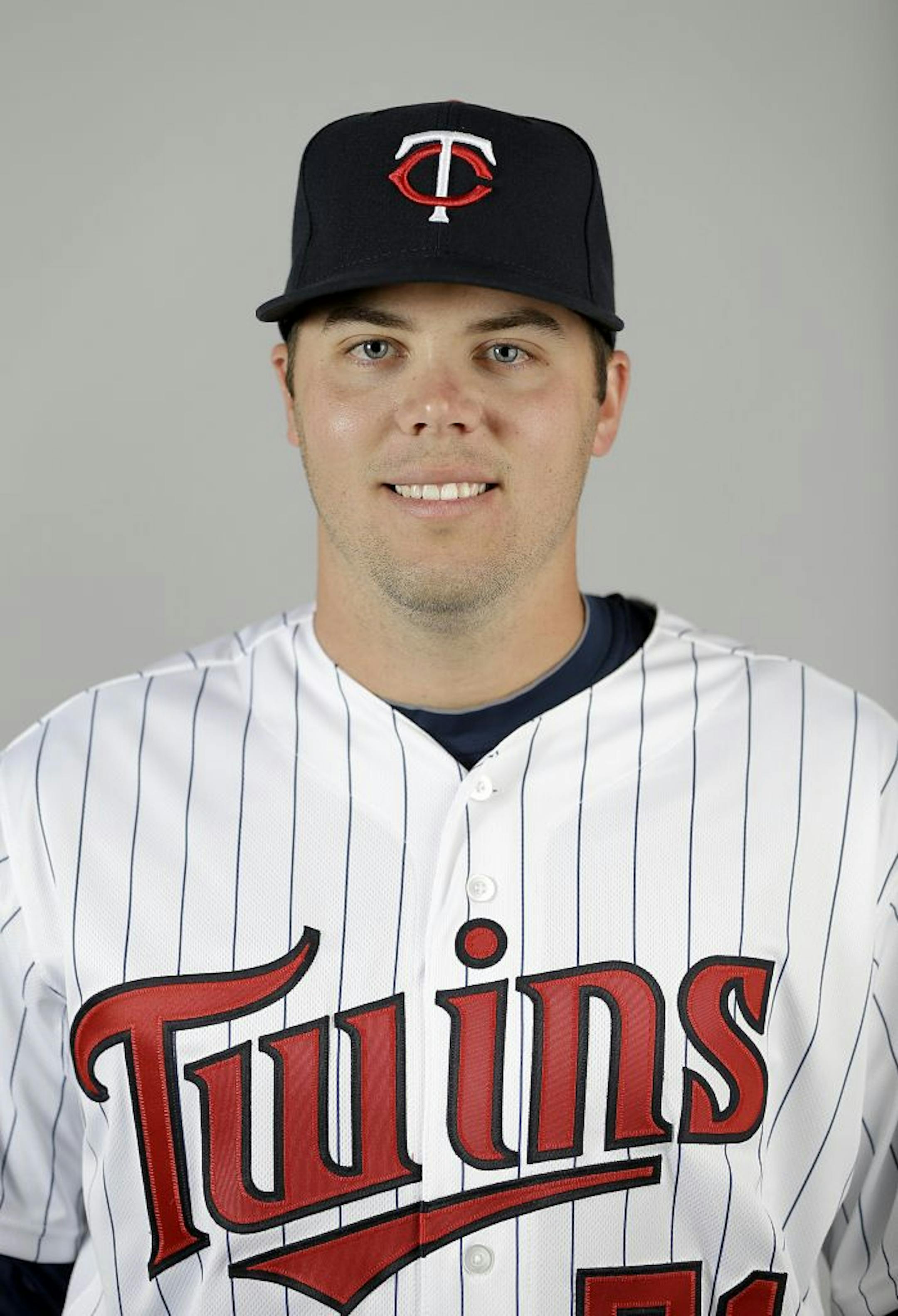 Caleb Thielbar pf Randolph, Minn., made his MLB debut for the Twins on Monday night in Atlanta.