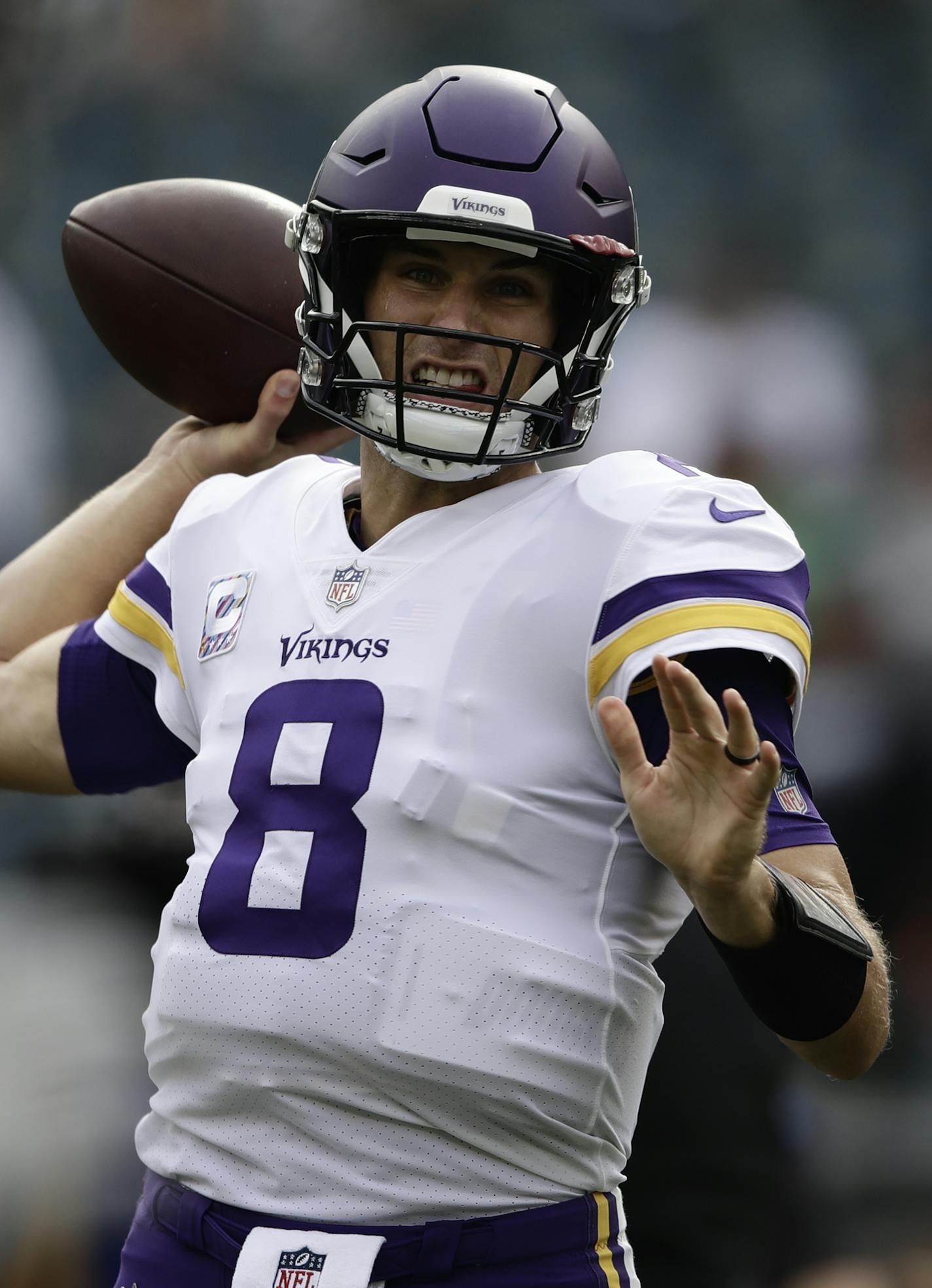 Minnesota Vikings' Kirk Cousins warms up before an NFL football game against the Philadelphia Eagles, Sunday, Oct. 7, 2018, in Philadelphia. (AP Photo/Matt Rourke)