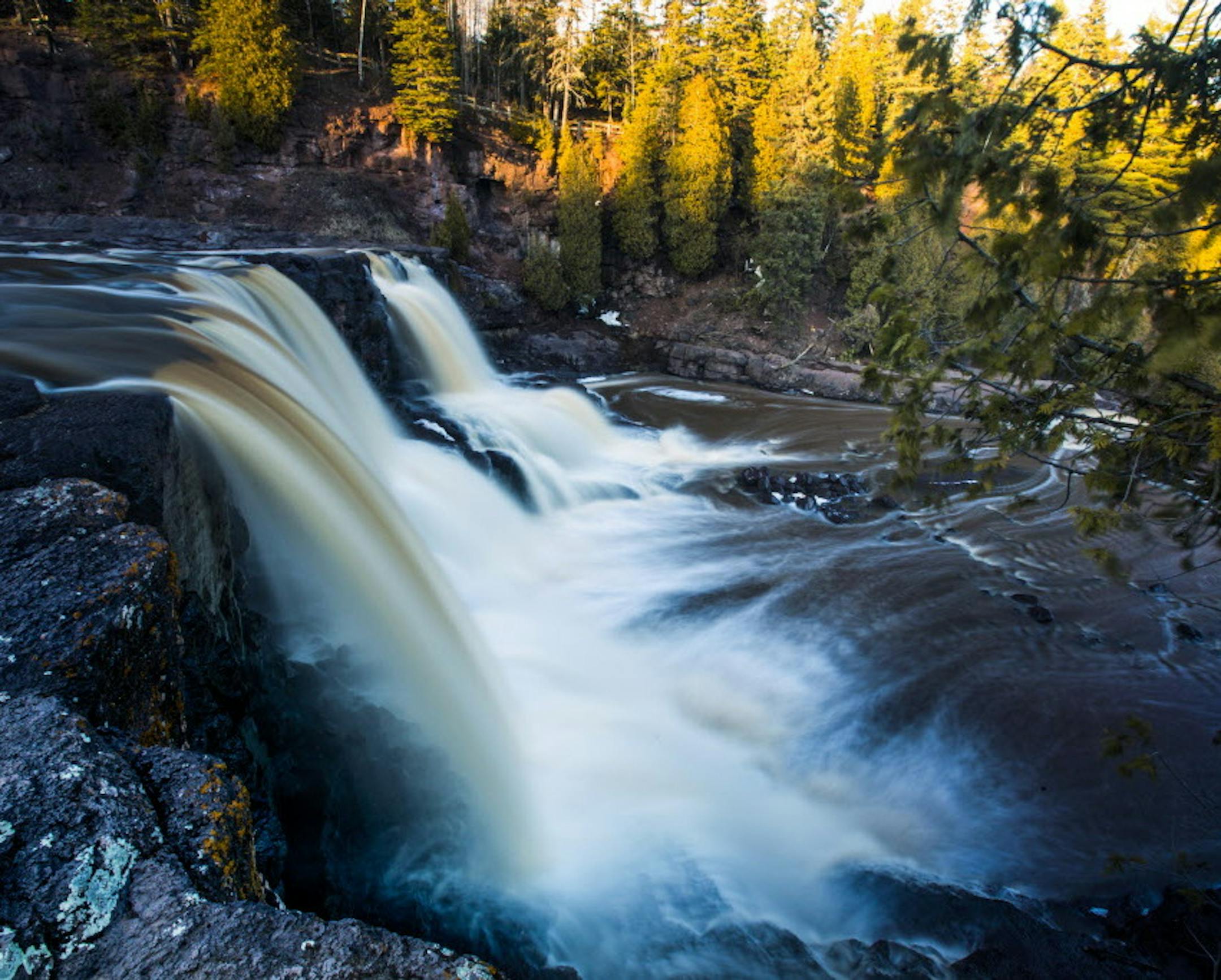 One of the most popular and spectacular falls is at Gooseberry Falls State Park, this is the middle falls in Mid-April. ] Spring is waterfall season on the North Shore of Lake Superior. Brian.Peterson@startribune.com North Shore, MN - 05/17/2016 ORG XMIT: MIN1605171021031403