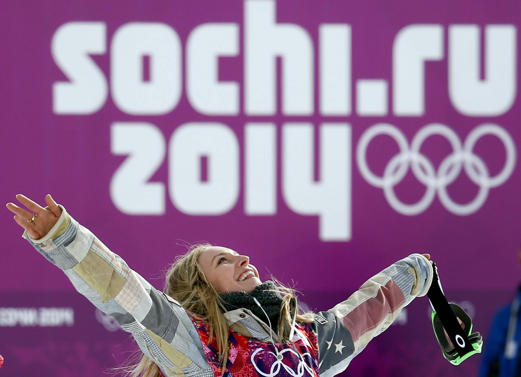Jamie Anderson celebrated after winning the Women‚Äôs Snowboard Slopestyle Finals on Sunday. Jamie Anderson of South Lake Tahoe, Calif. gave the United States a sweep of the gold medals in snowboard slopestyle by winning the women's competition Sunday afternoon at Rosa Khutor Extreme Park in Sochi's Mountain Cluster. Anderson saved the best for last, scoring a 95.25 on her second run to surge into the lead. Enni Rukajarvi of Finland took the silver with a 92.50, while Jenny Jone