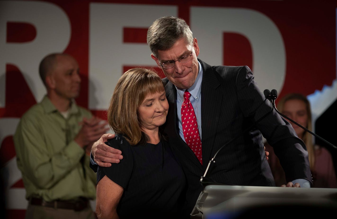 Congressman Erik Paulsen hugged his wife Kelly Paulsen after giving his concession speech at the Republican Party of Minnesota headquarters at the DoubleTree by Hilton Hotel Tuesday 6, 2018 in Bloomington, MN.] Jerry Holt ï Jerry.holt@startribune.com