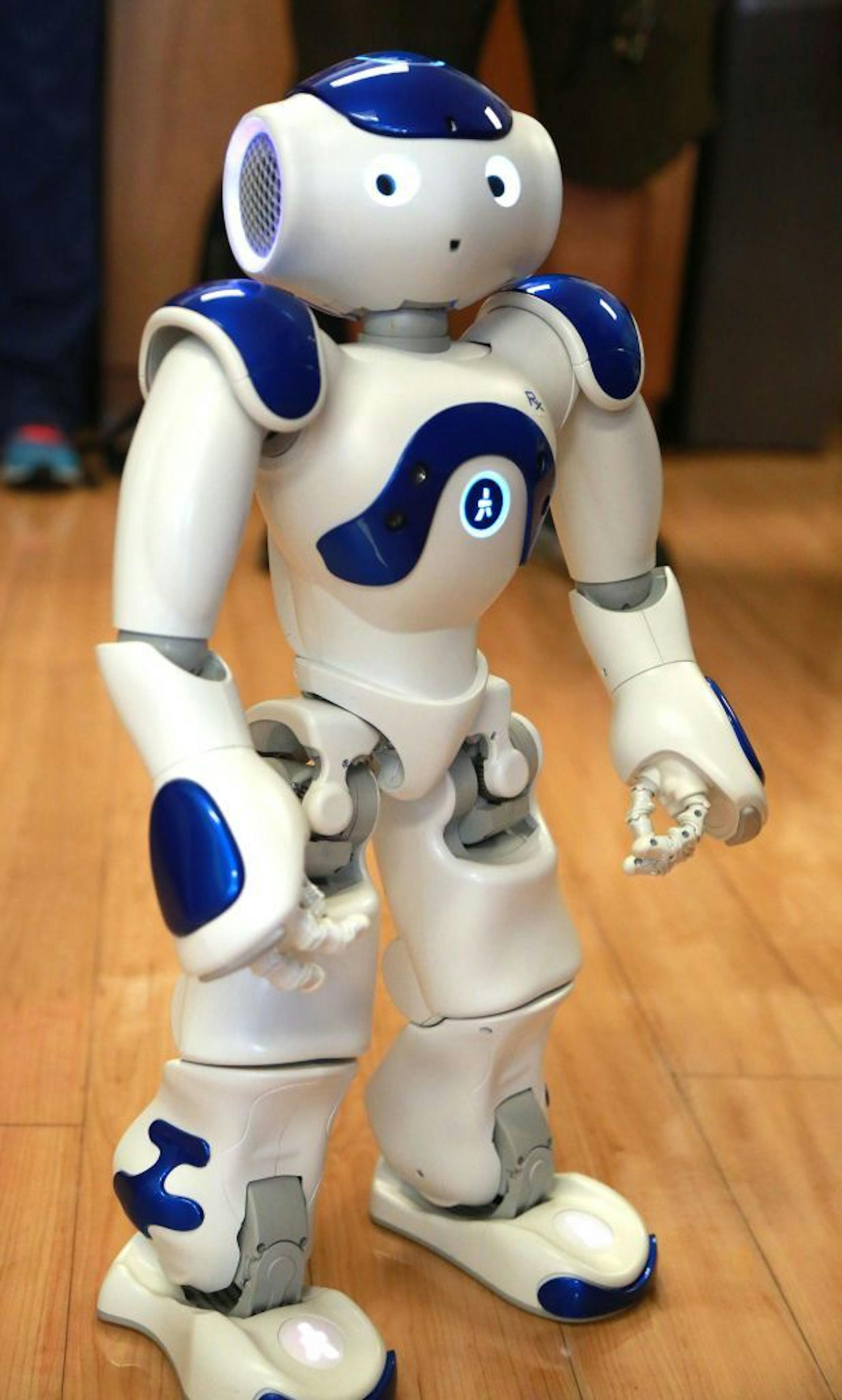 MEDi, the 2-foot tall robot used to overcome anxiety in pediatric patients at Broward Health. The hospital is one of eight hospitals nationwide using a child-friendly robot named MEDi to help the littlest patients overcome the anxiety and fear associated with most medical procedures.
