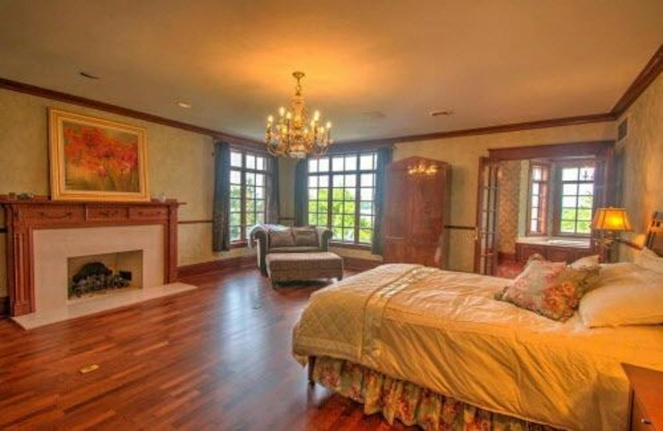 Another bedroom, one of eight.