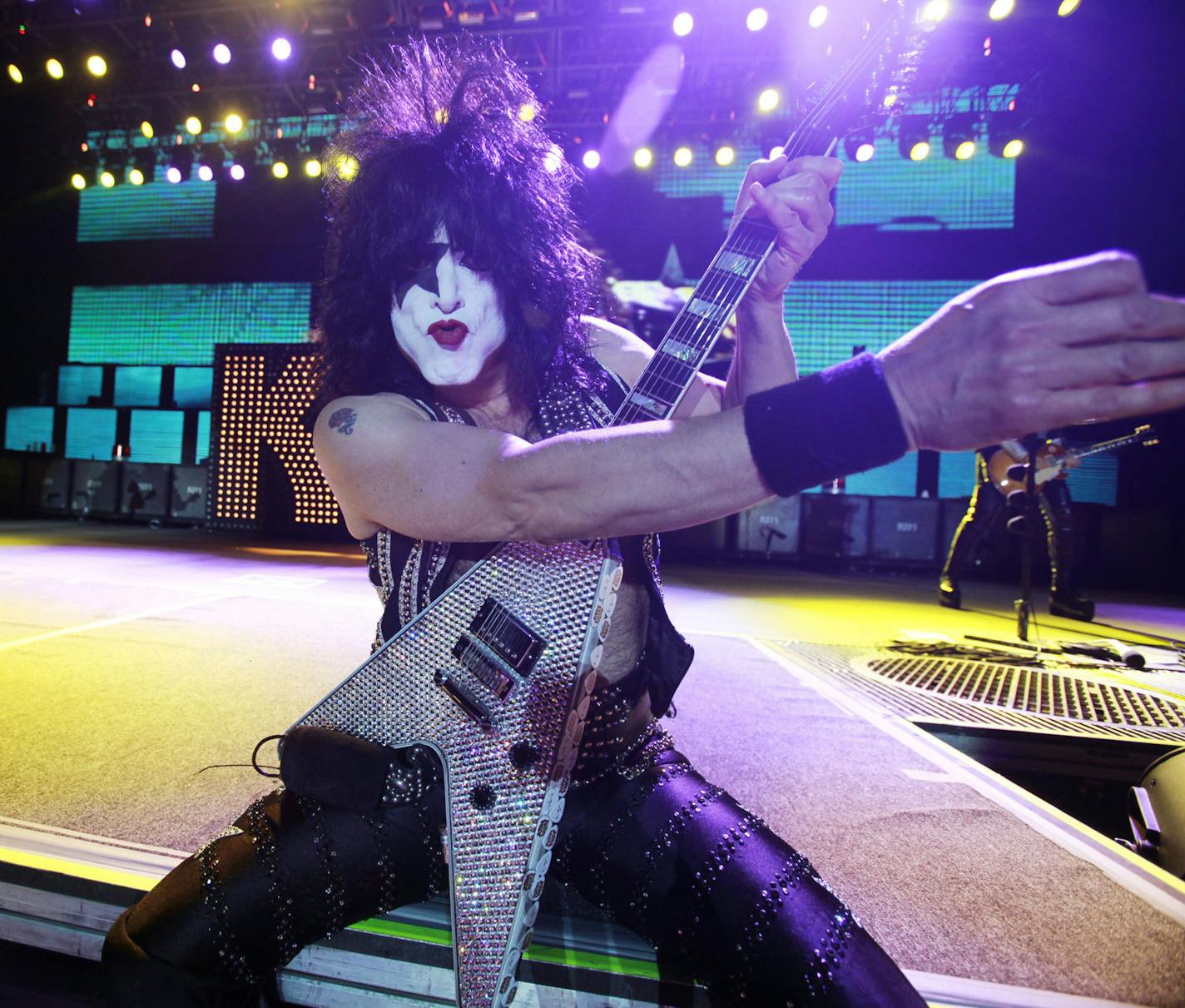 DAVID JOLES &#xa5; djoles@startribune.com - St. Paul, MN - Sept 4, 2010- KISS headlined the Minnesota State Fair grandstand. In this photo] Original members Paul Stanley, front, and Gene Simmons, left. ORG XMIT: MIN2012081611403736