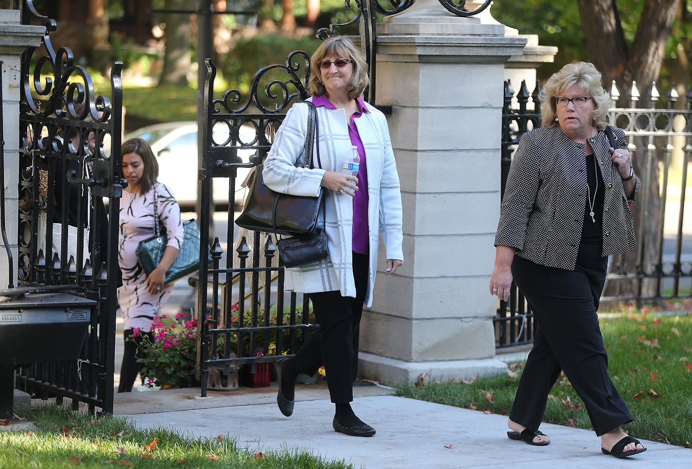 Governor Mark Dayton called Allina Health and the union for its striking hospital nurses together Monday at the Governor's residence for a negotiating session that resulted in a tentative deal.