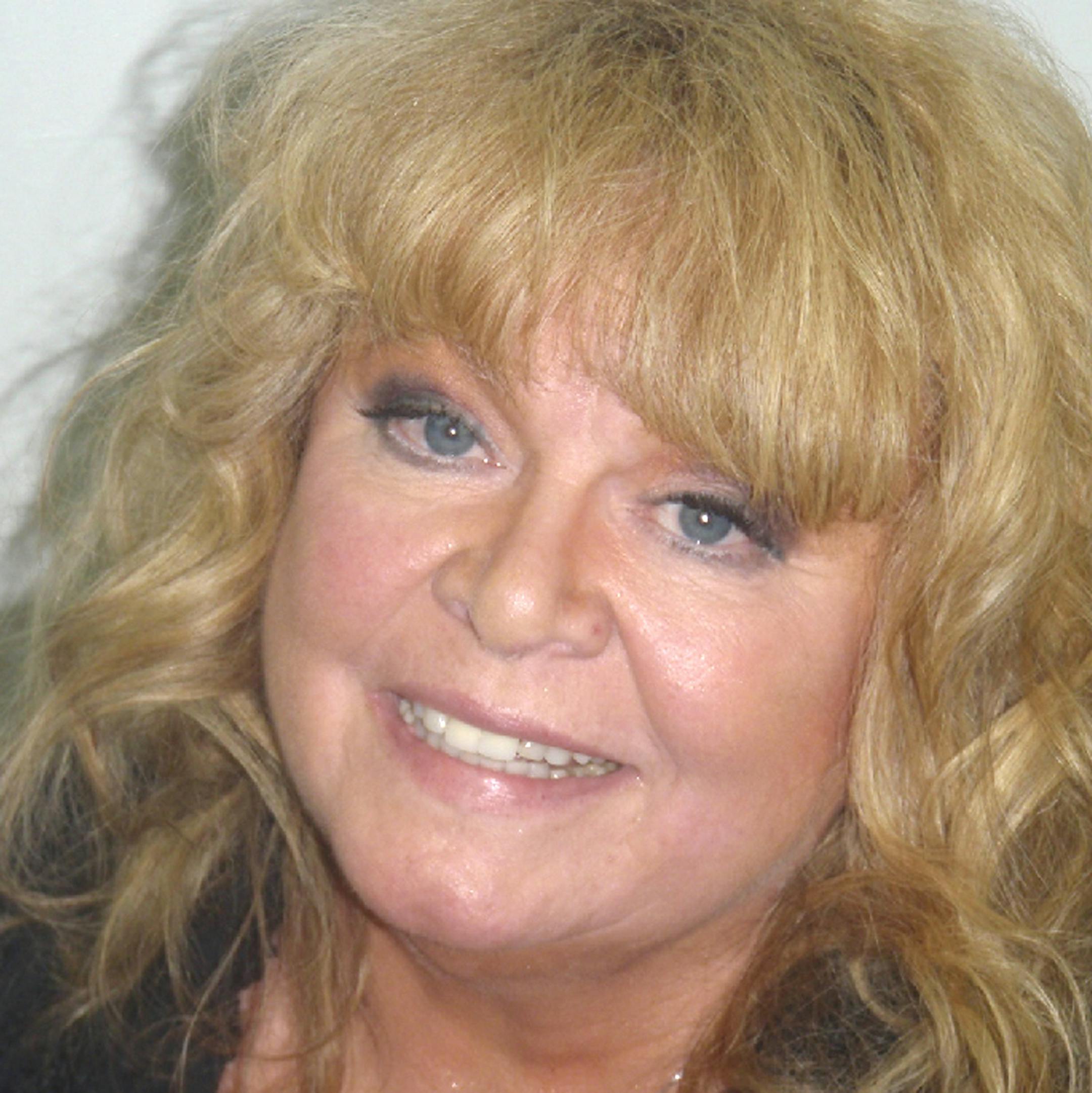 FILE - This Sept. 12, 2012, file booking photo provided by the Ogunquit, Maine, Police Department shows actress Sally Struthers after being arrested under suspicion of driving under the influence in Ogunquit, Maine. The York Weekly newspaper reports that jury selection is scheduled for Sept. 23, 2013, in York County Superior Court and that Struthers must be present for the trial. (AP Photo/Ogunquit Police Department, File)