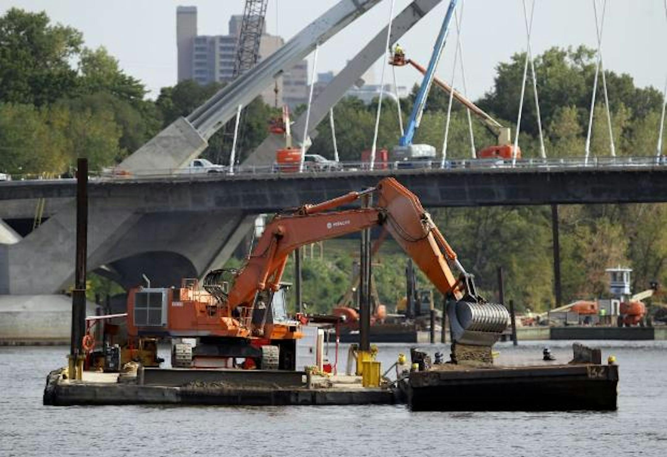 Dredging near the Lowry Avenue Bridge (photo by Carlos Gonzalez)