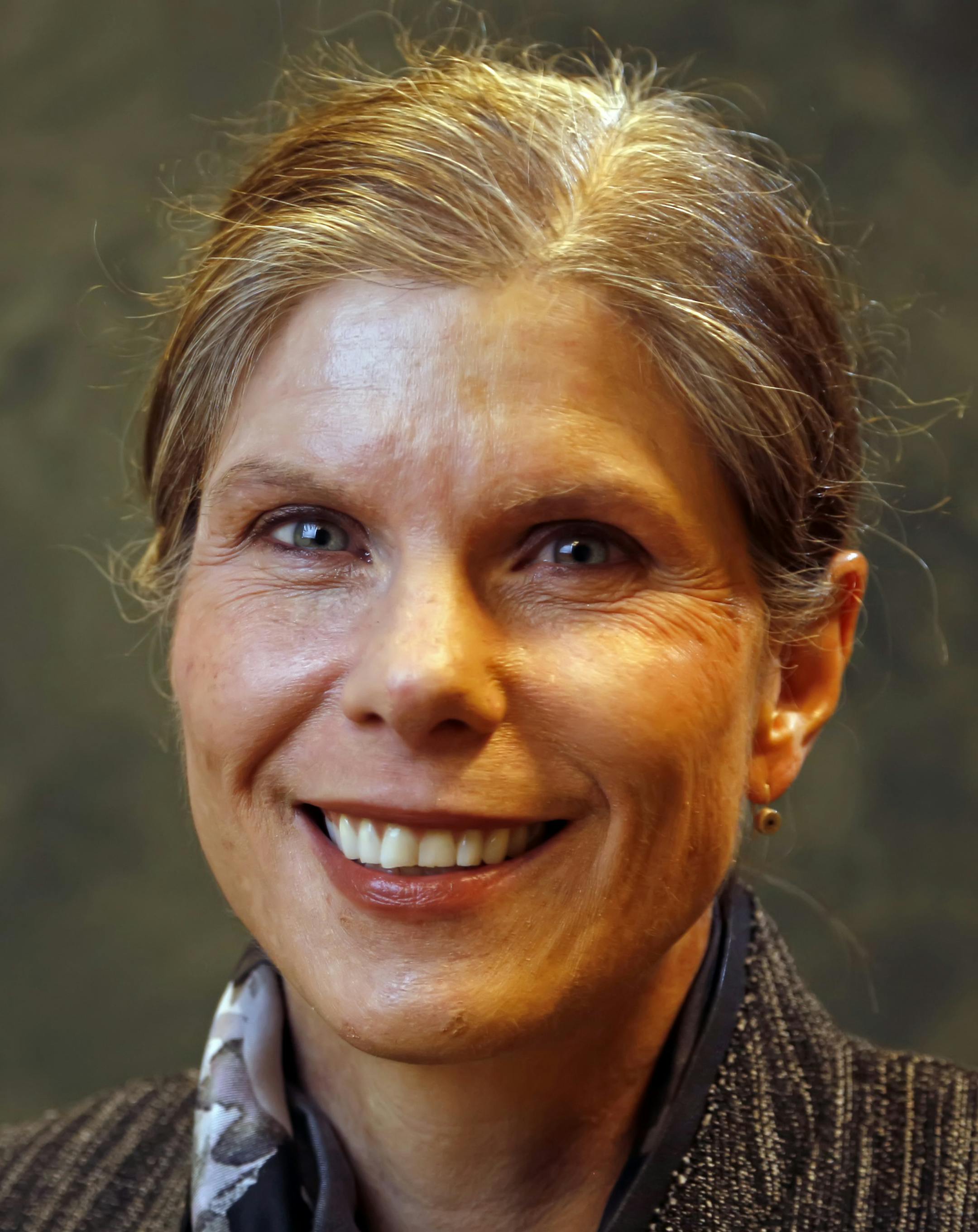 Erica Bergsland ] Investors participating in roundtable. BRIAN PETERSON • brian.peterson@startribune.com Minneapolis, MN 12/03/14