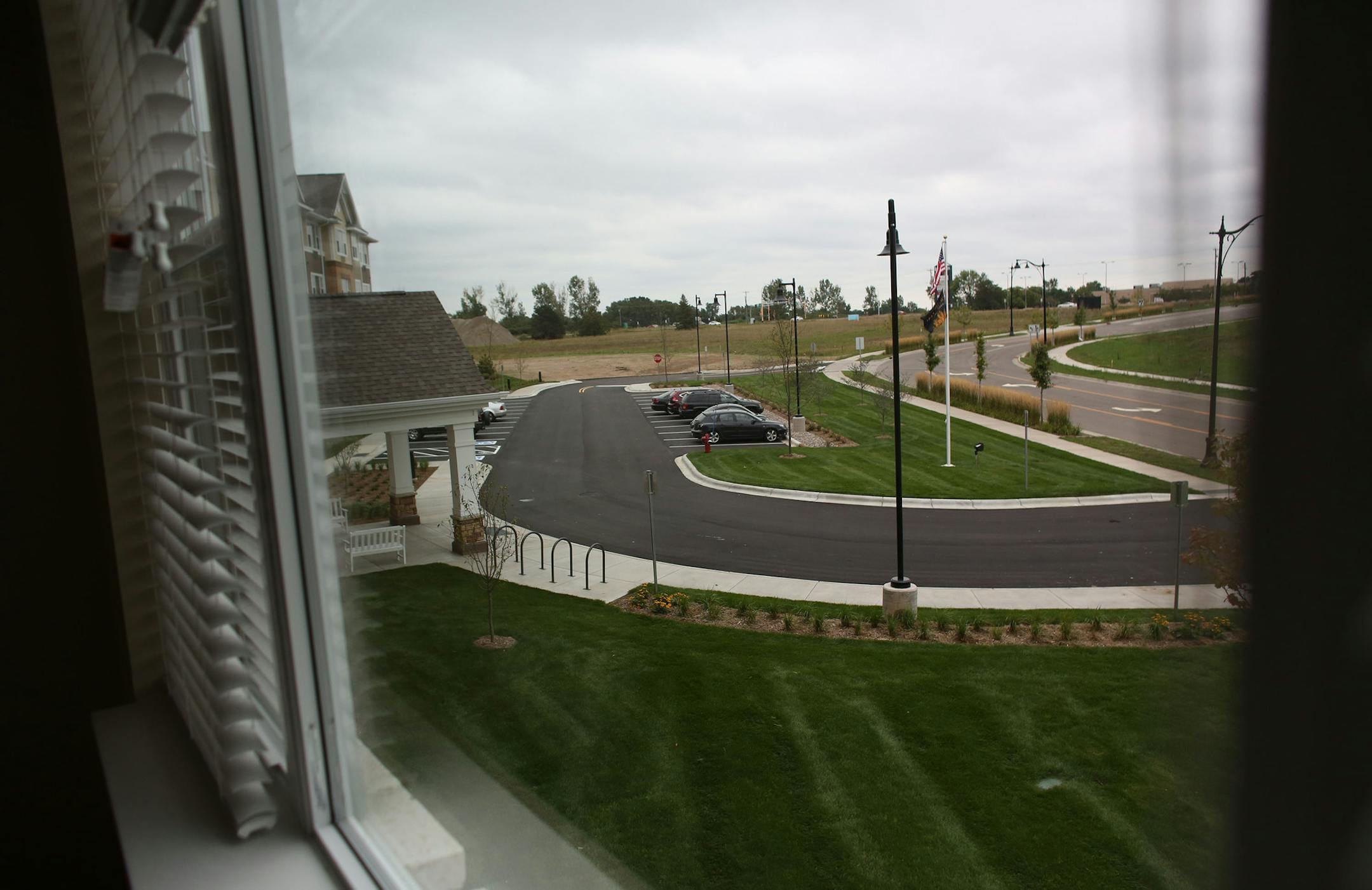The view from one of the model units at The Waters of Oakdale. ] (KYNDELL HARKNESS/STAR TRIBUNE) kyndell.harkness@startribune.com A new affordable senior housing complex, The Waters in Oakdale, will open where a shopping mall once stood in Oakdale, Min., Tuesday, September 9, 2014.