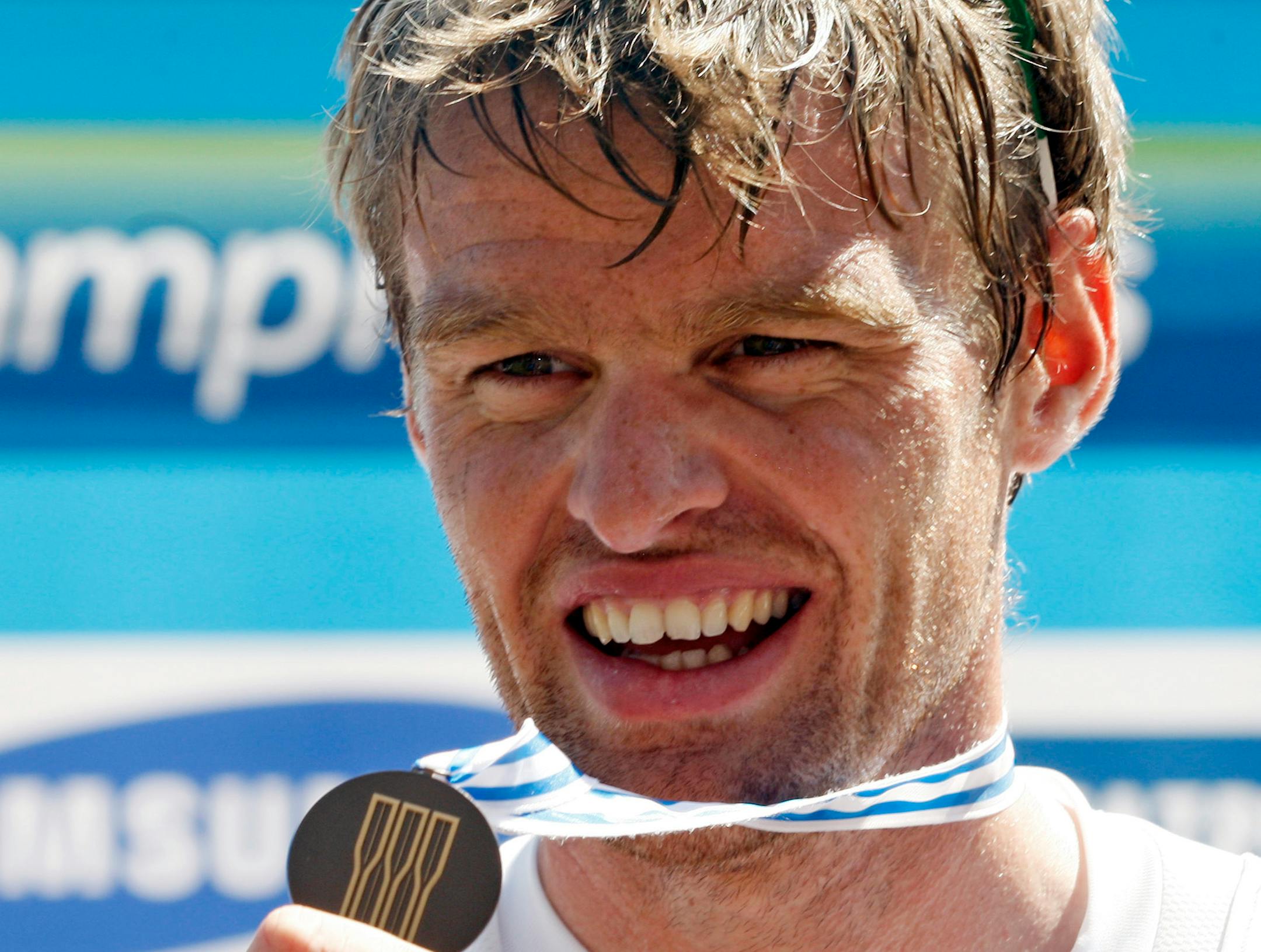 British rower Alan Campbell had an abscessed lower left wisdom tooth that threatened to keep him from the 2008 Beijing Olympics.