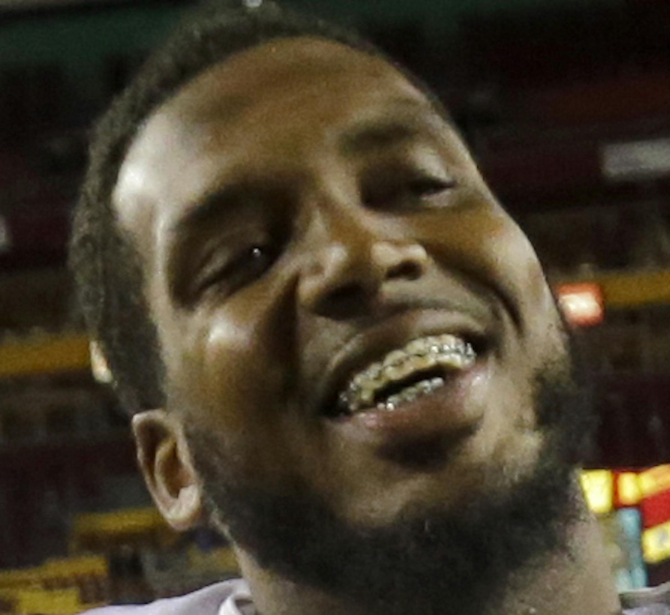 New York Giants tight end Larry Donnell (84) smiles as he leaves the field after an NFL Thursday night football game against the Washington Redskins in Landover, Md., Thursday, Sept. 25, 2014. The Giants defeated the Redskins 45-14. (AP Photo/Patrick Semansky)