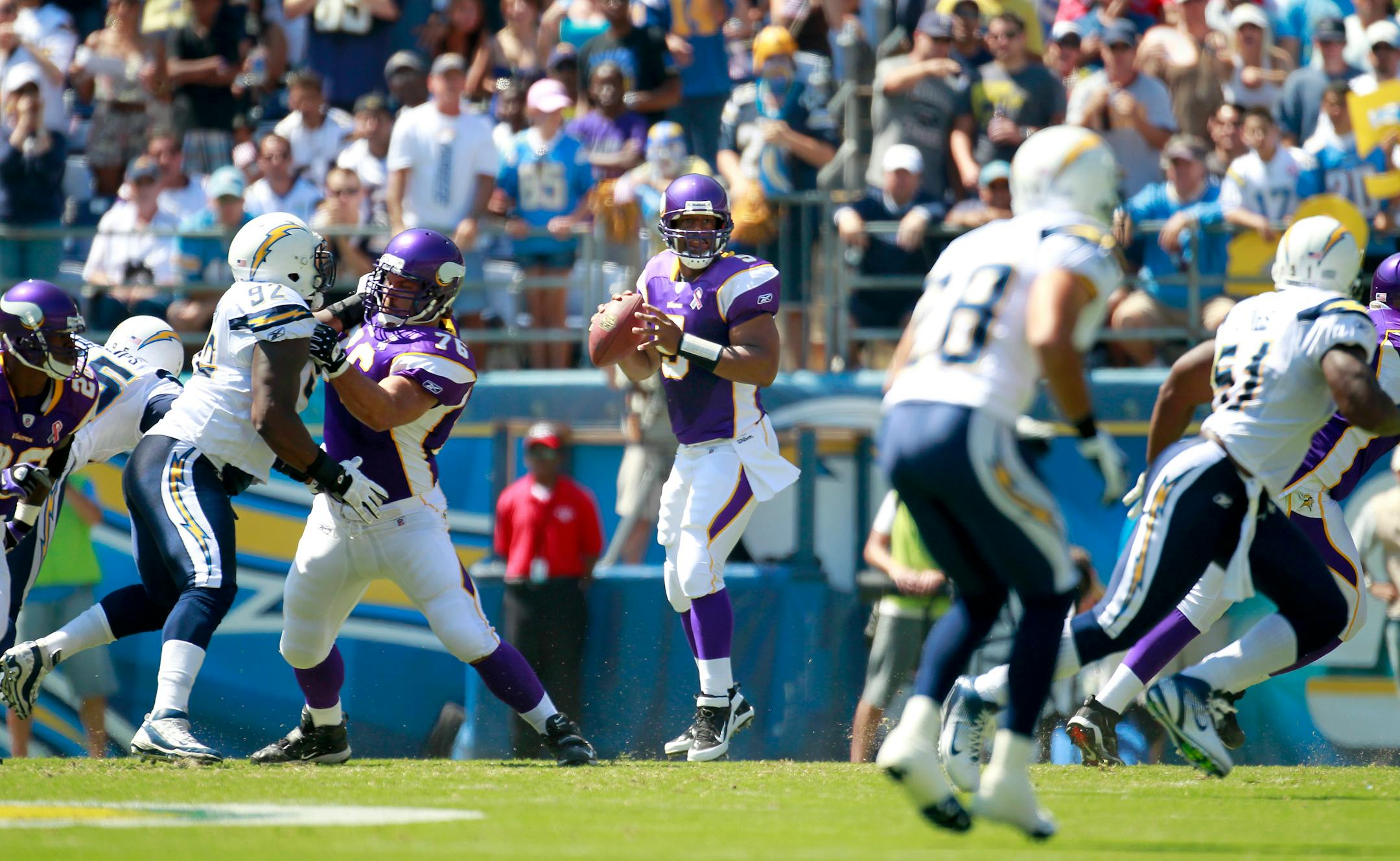 Left guard Steve Hutchinson gave Donovan McNabb some time to look for a receiver in the season opener against San Diego. Hutchinson, in his 11th year in the NFL, is the offensive line's leader, said new assistant coach Jeff Davidson.