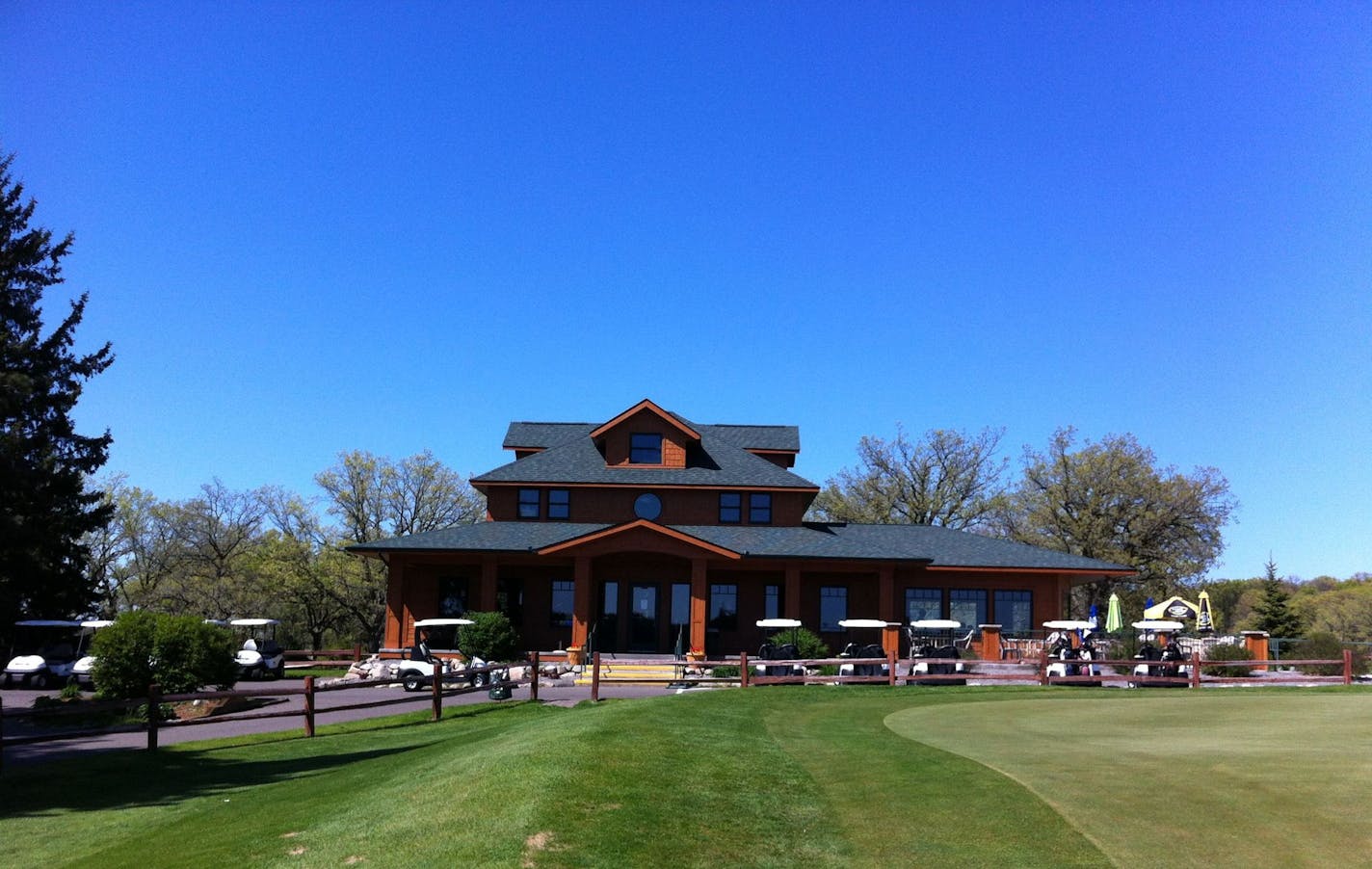 Eagle's Landing club house