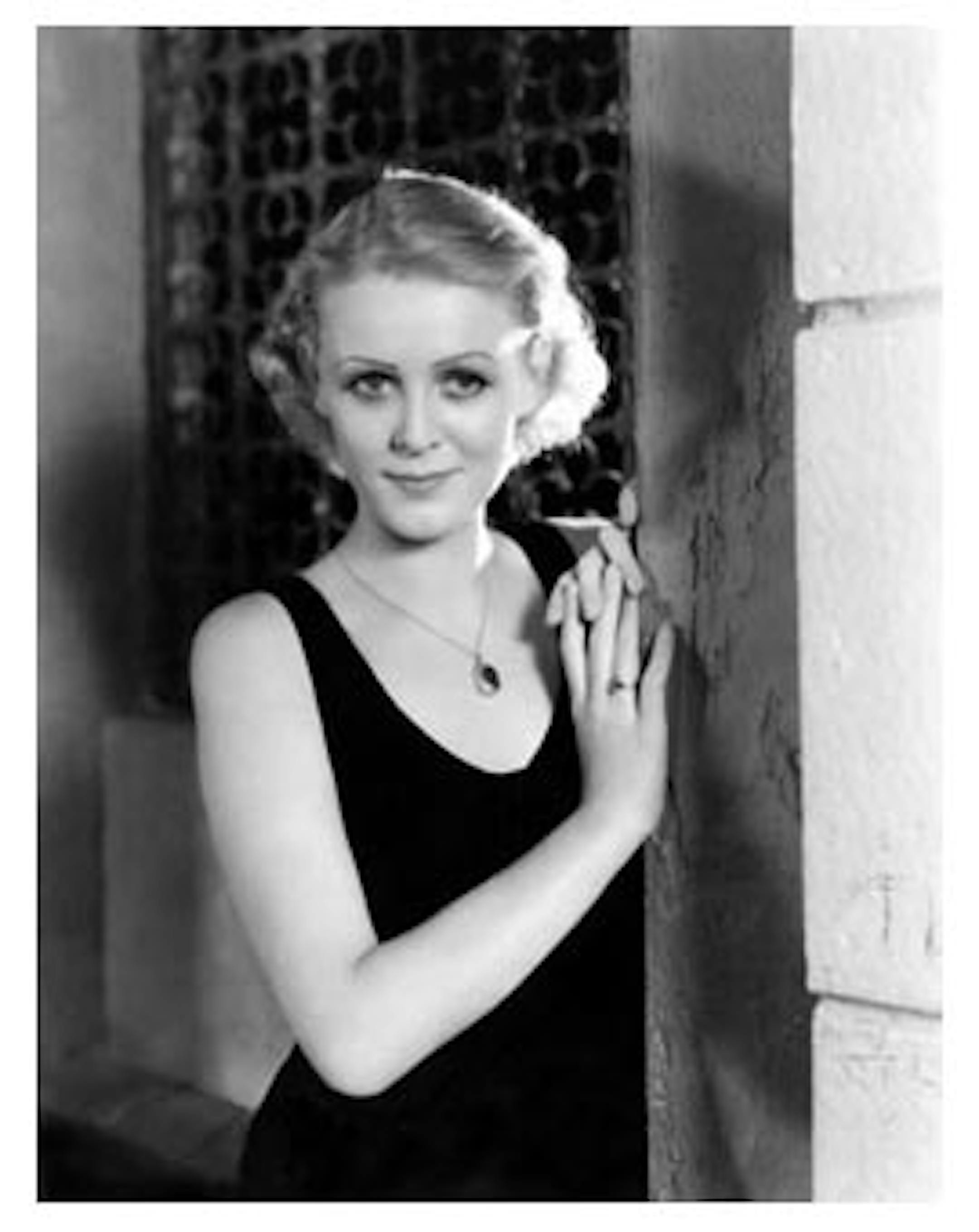 Gloria Stuart.