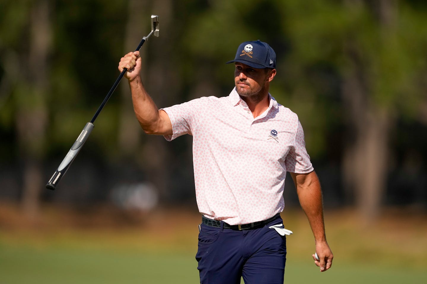 デシャンボーがパインハーストで独走、2位で全米オープンを3ポイントリード