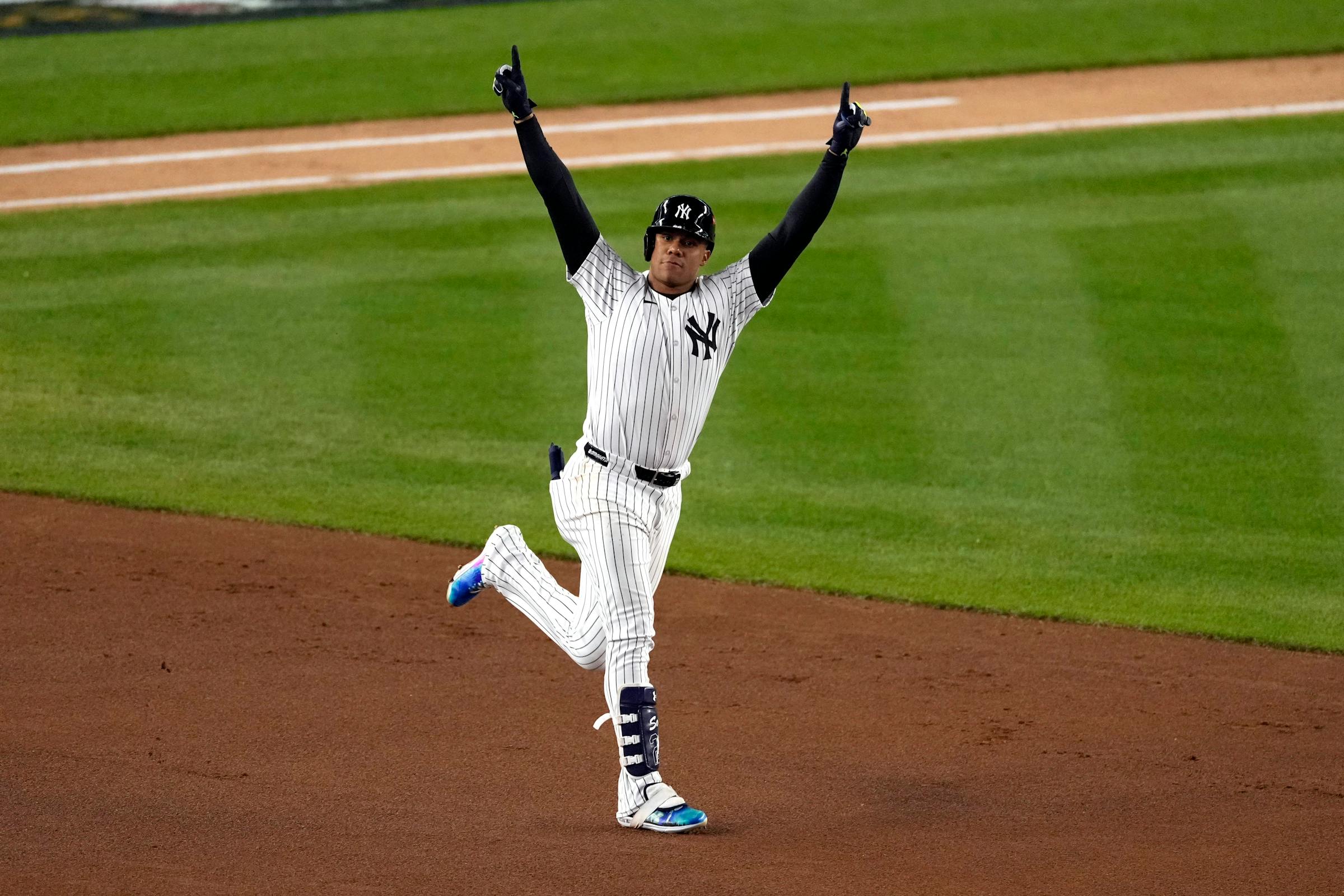 Soto, Stanton homers back Rodón as Yankees take advantage of wild Guardians to win ALCS opener 5-2