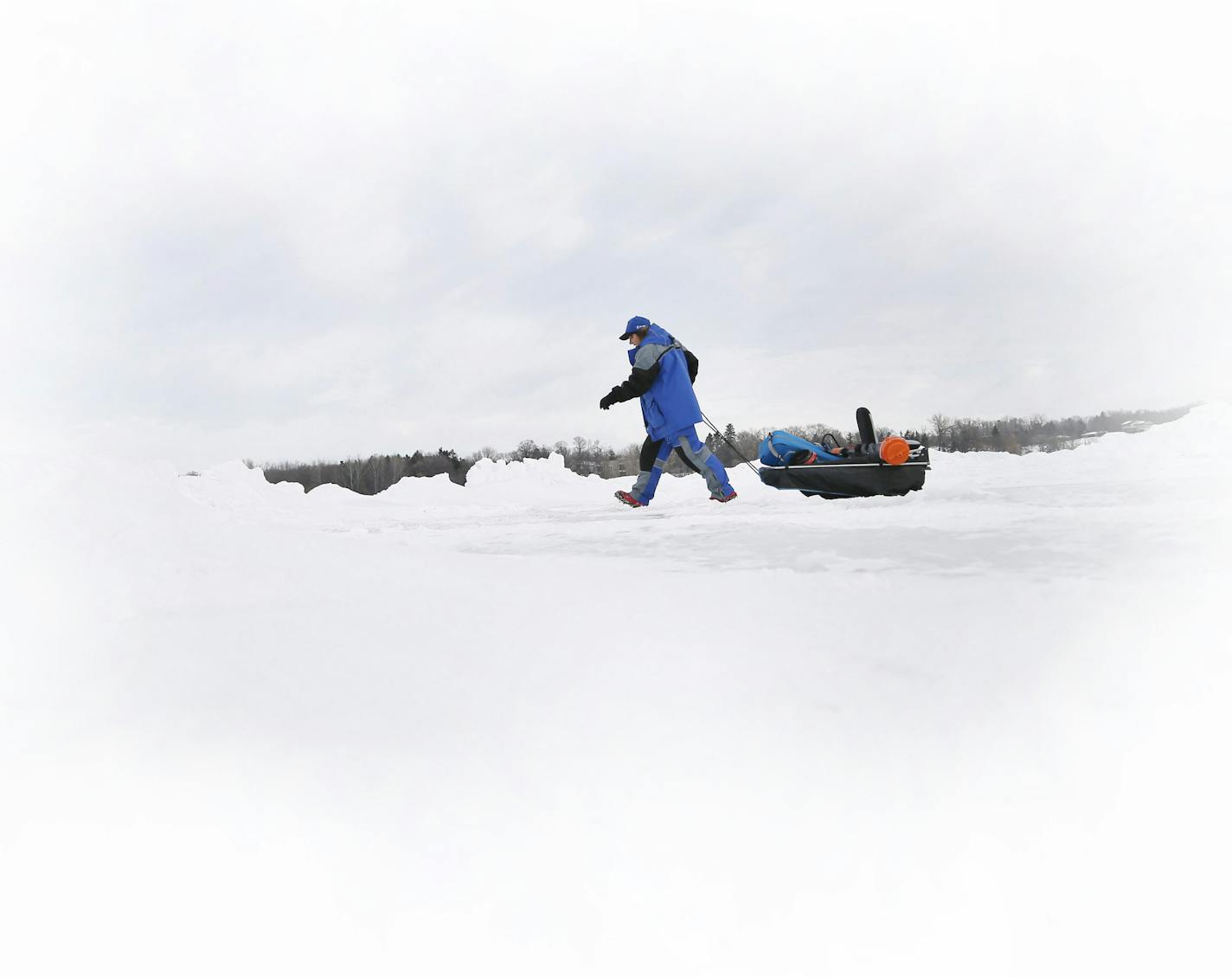 Shelly Holland spent sometime ice fishing on Medicine Lake Sunday March 9, 2014 in Plymouth , Minnesota . ] JERRY HOLT jerry.holt@startribune.com Jerry Holt