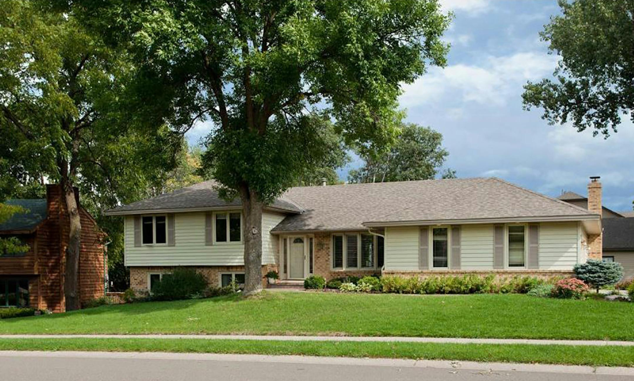 Bloomington
Built in 1982, this four-bedroom, four-bath house has 2,882 square feet and features three bedrooms on one level, two fireplaces, formal dining room, hardwood floors, walkout basement, three-season porch, deck, patio and two-car attached garage. Listed by the Becky Peterson, Berg Larsen Group, Coldwell Bank Burnet, 612-925-8414.