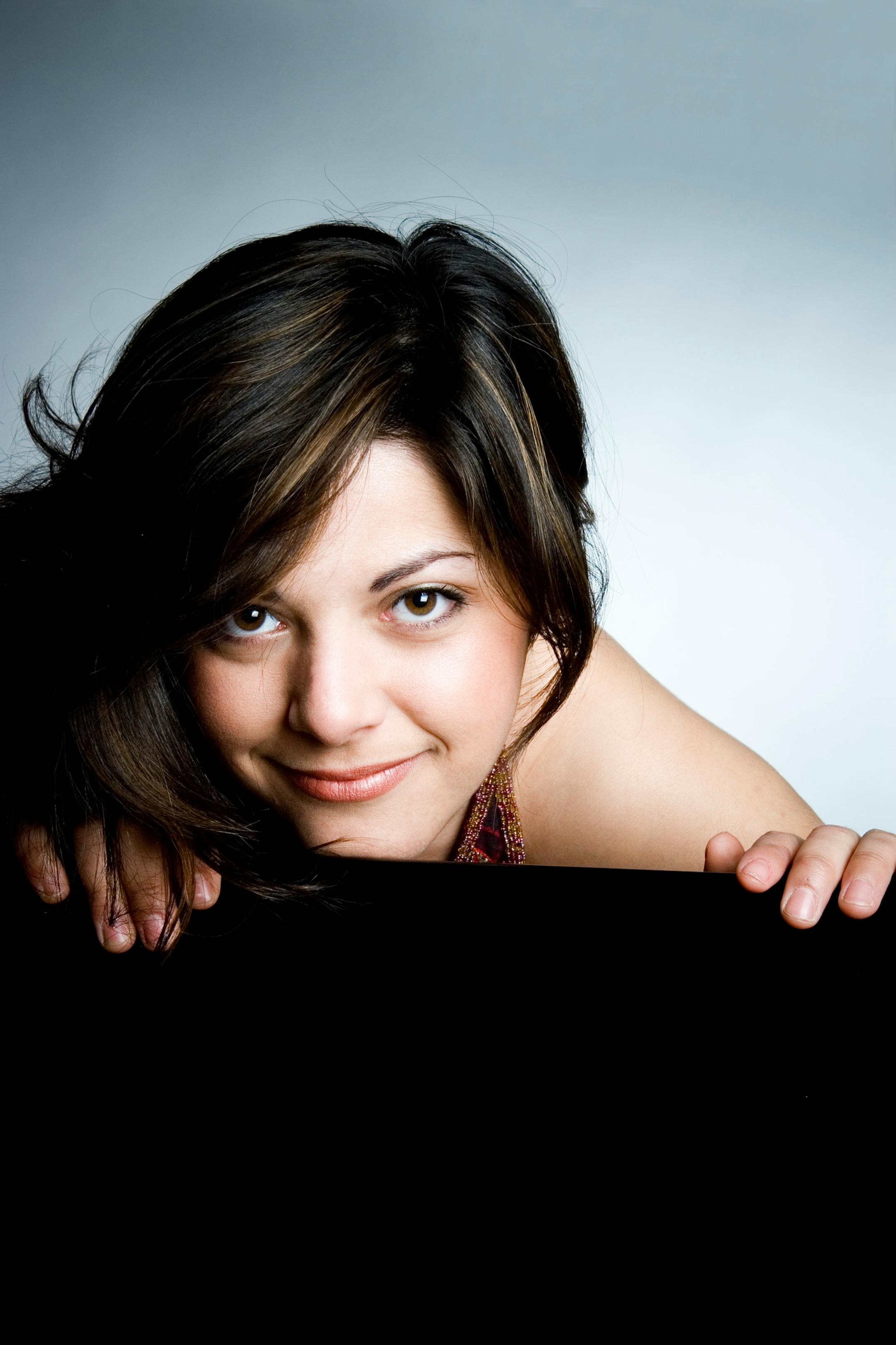 Romanian pianist Mihaela Ursuleasa performed the world premiere of a work by composer Aaron Jay Kernis.