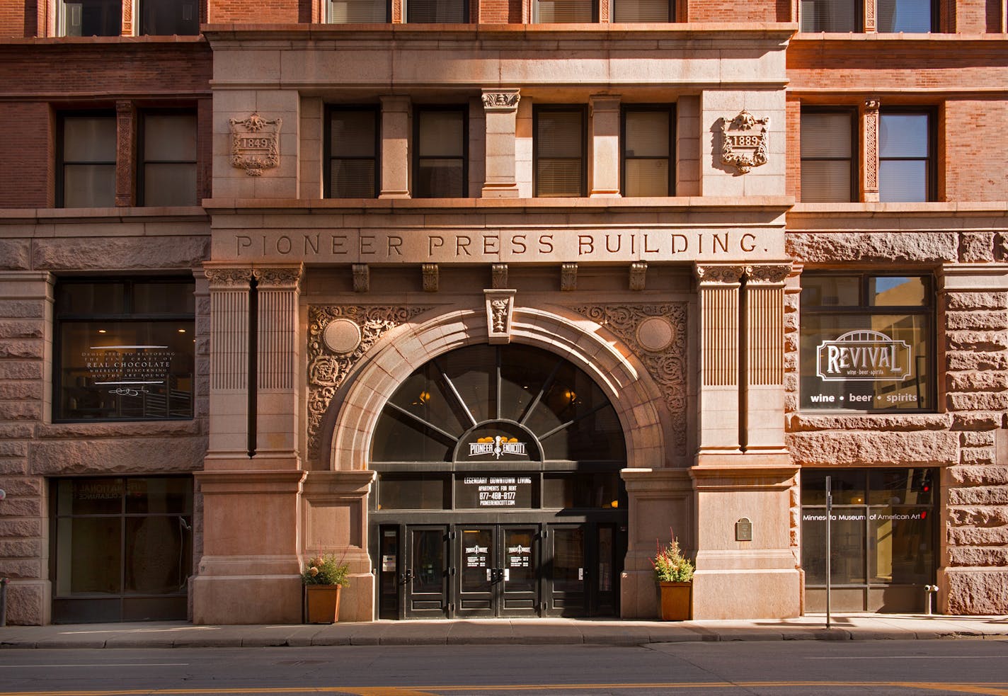 The Romanesque facade of the Pioneer was the work of Solon Spencer Beman, a famed Chicago architect.