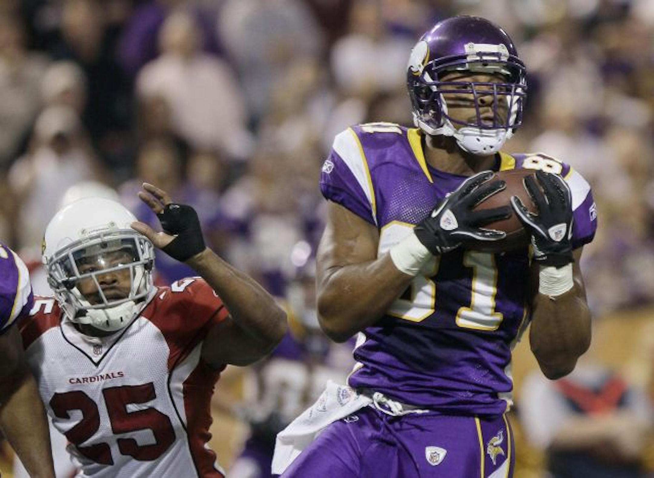 Vikings tight end Visanthe Shiancoe