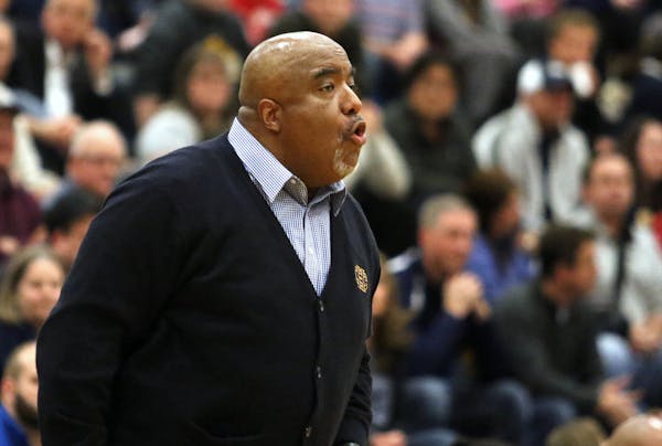 Prominent basketball coach makes sudden switch of suburban schools