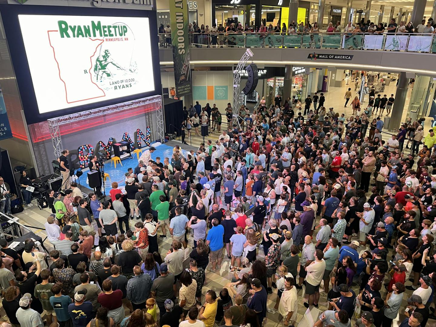 Ryan meetup gathers at Mall of America