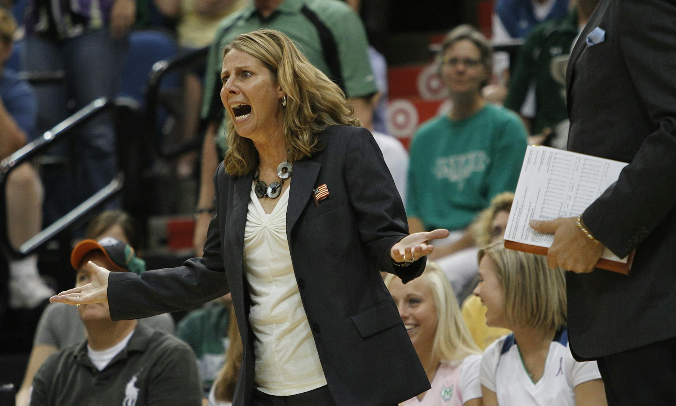 Lynx head coach Cheryl Reeve.