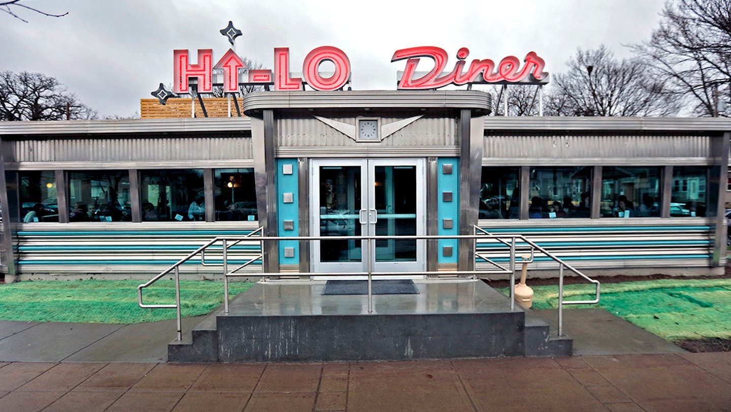 The new Hi-Lo Diner in Minneapolis is a sleek, Airstream-style design lifted from the pages of the past. [ TOM WALLACE ï tom.wallace@startribune.com Assign # 20034581A MARCH 31, 2016 SLUG: SCAPES041616_EXTRA INFORMATION: Story by Rick Nelson