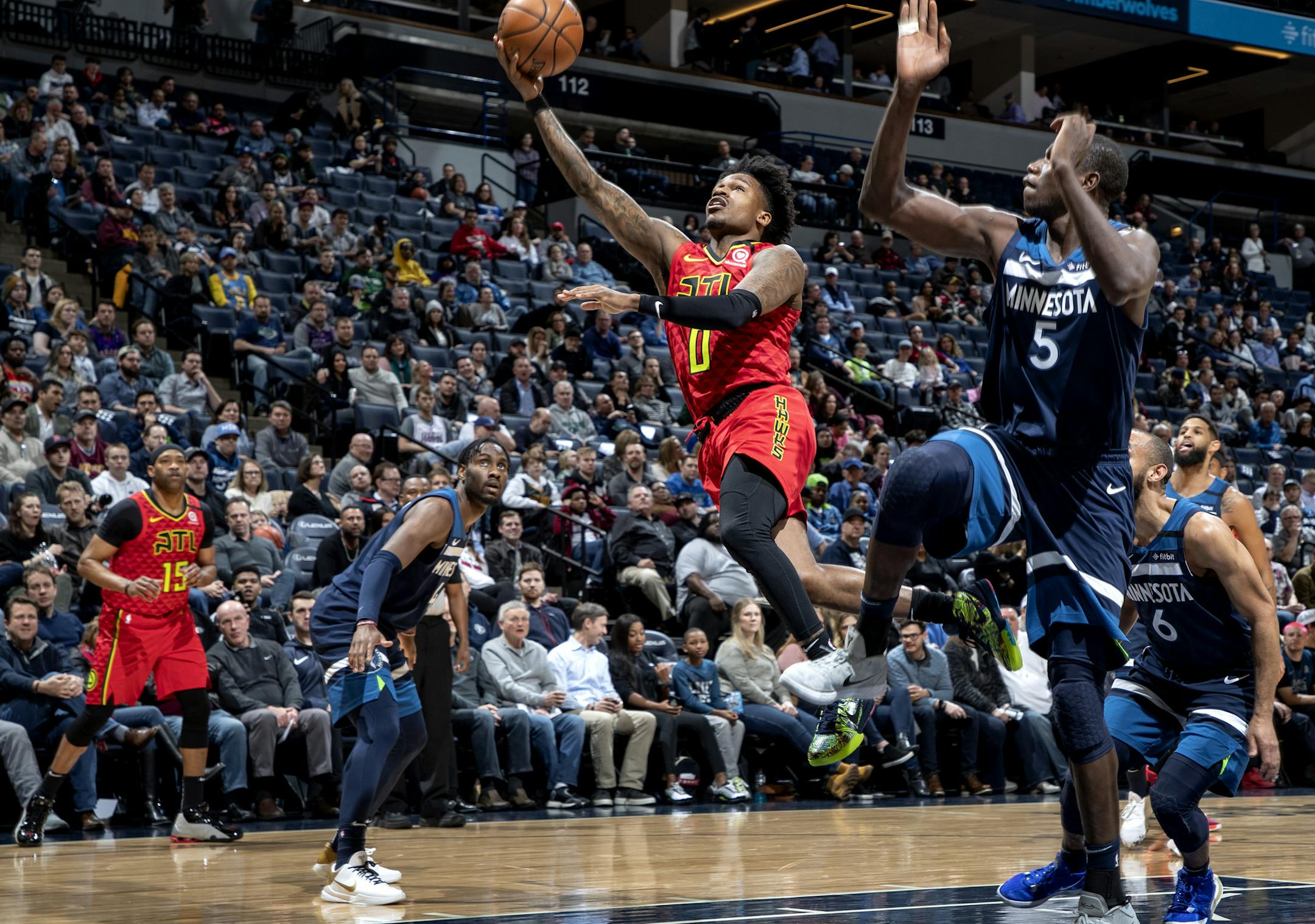 Brandon Goodwin (0) of the Atlanta Hawks attempted a shot in the third quarter. ] CARLOS GONZALEZ • cgonzalez@startribune.com – Minneapolis, MN – February 5, 2020, Target Center, NBA, Minnesota Timberwolves vs. Atlanta Hawks