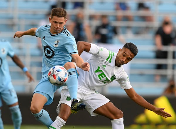 Wil Trapp (20) played more minutes than any Loon from the No. 6 defensive midfielder position.