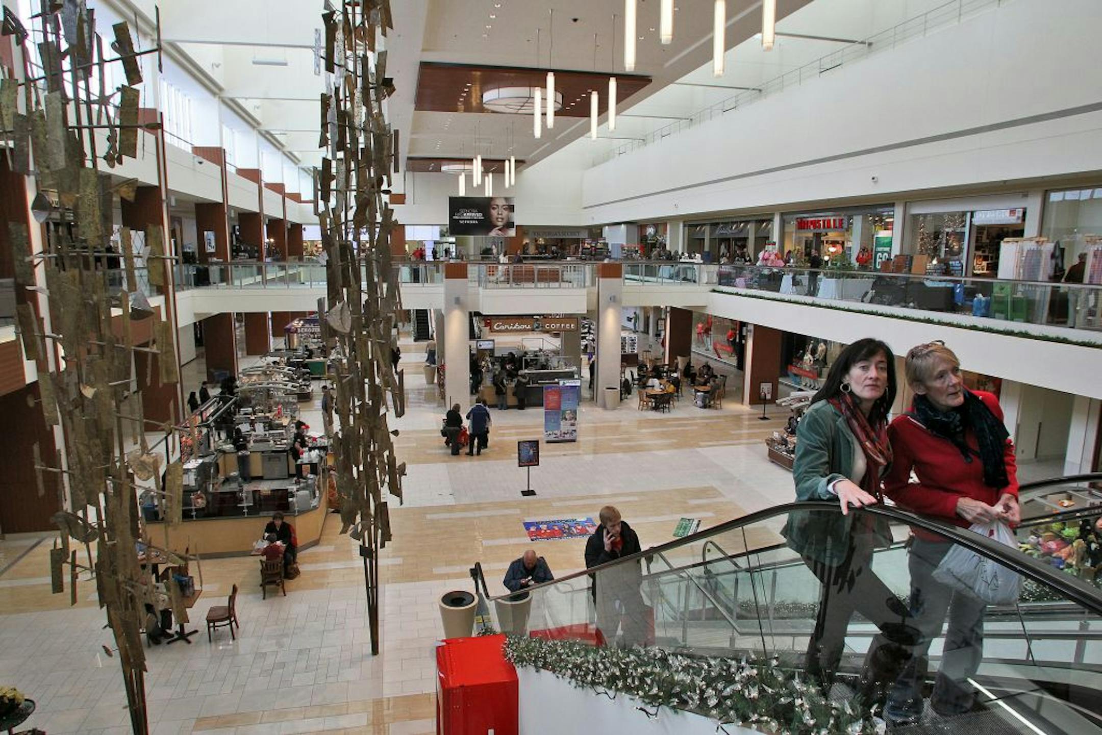 Southdale shopping mall in Edina has undergone a recent renovation aimed at reviving the famed mall. (MARLIN LEVISON/STARTRIBUNE(mlevison@startribune.com
