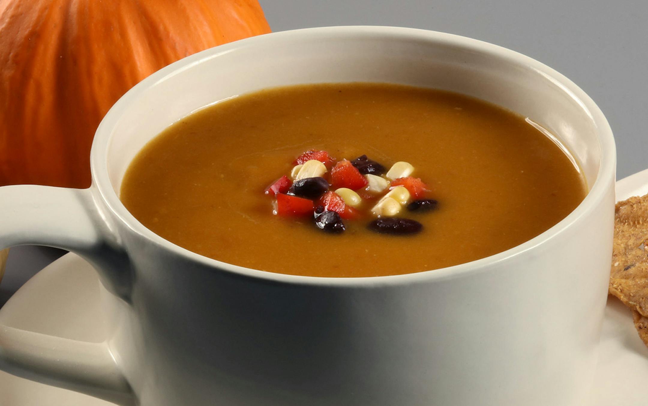 Black beans, corn kernels, red bell pepper and bacon. (E. Jason Wambsgans/Chicago Tribune/TNS) ORG XMIT: 1175548