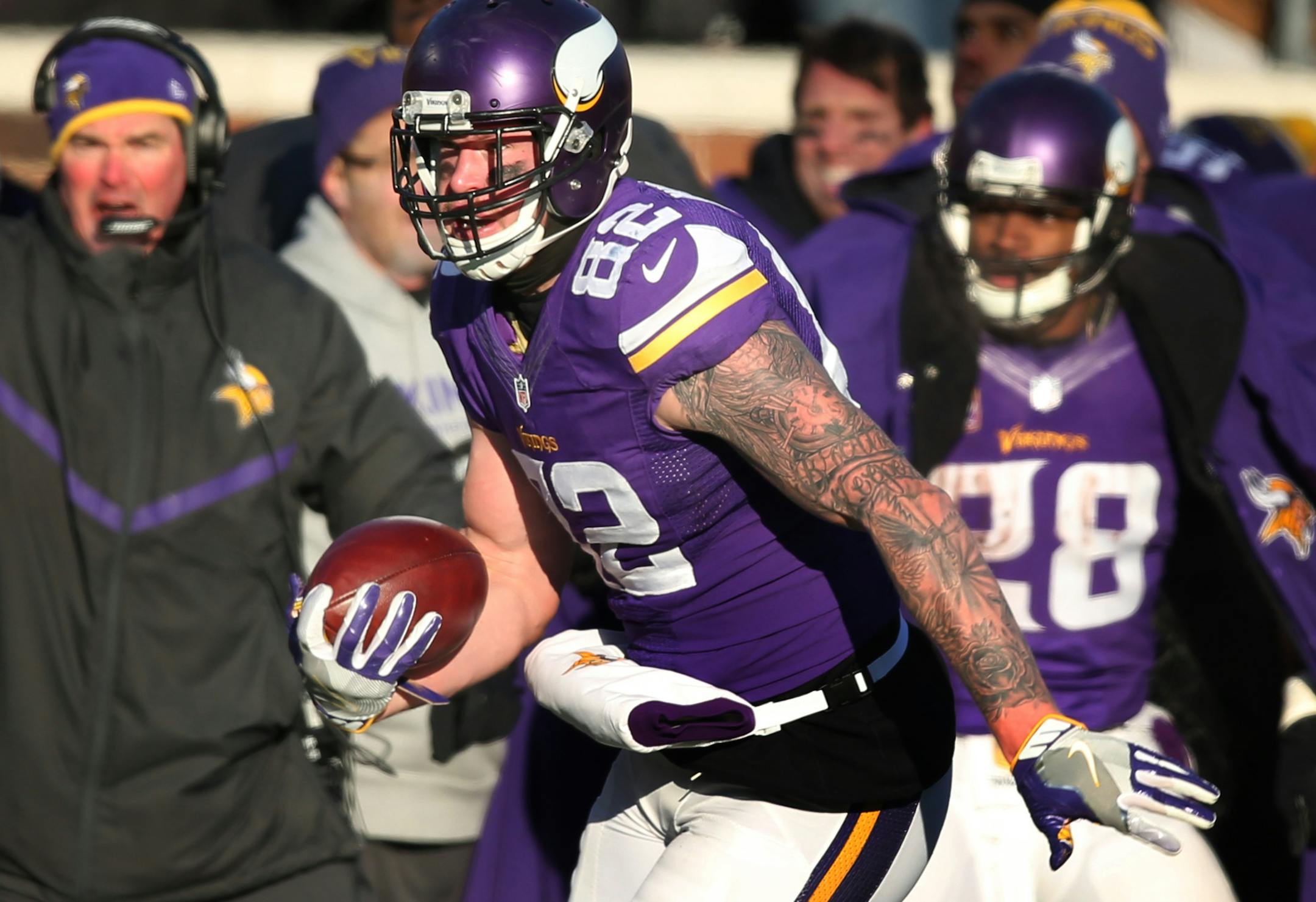 Minnesota Vikings tight end Kyle Rudolph (82) picked 24 yards late in the forth quarter at TCF Bank Stadium Sunday January 10, 2016 in Minneapolis, MN. ] The Seattle Seahawks beat the Minnesota Vikings 10-9 in the first round of the playoffs Sunday at TCF Bank Stadium. Jerry Holt/Jerry.Holt@Startribune.com ORG XMIT: MIN1601101634242290