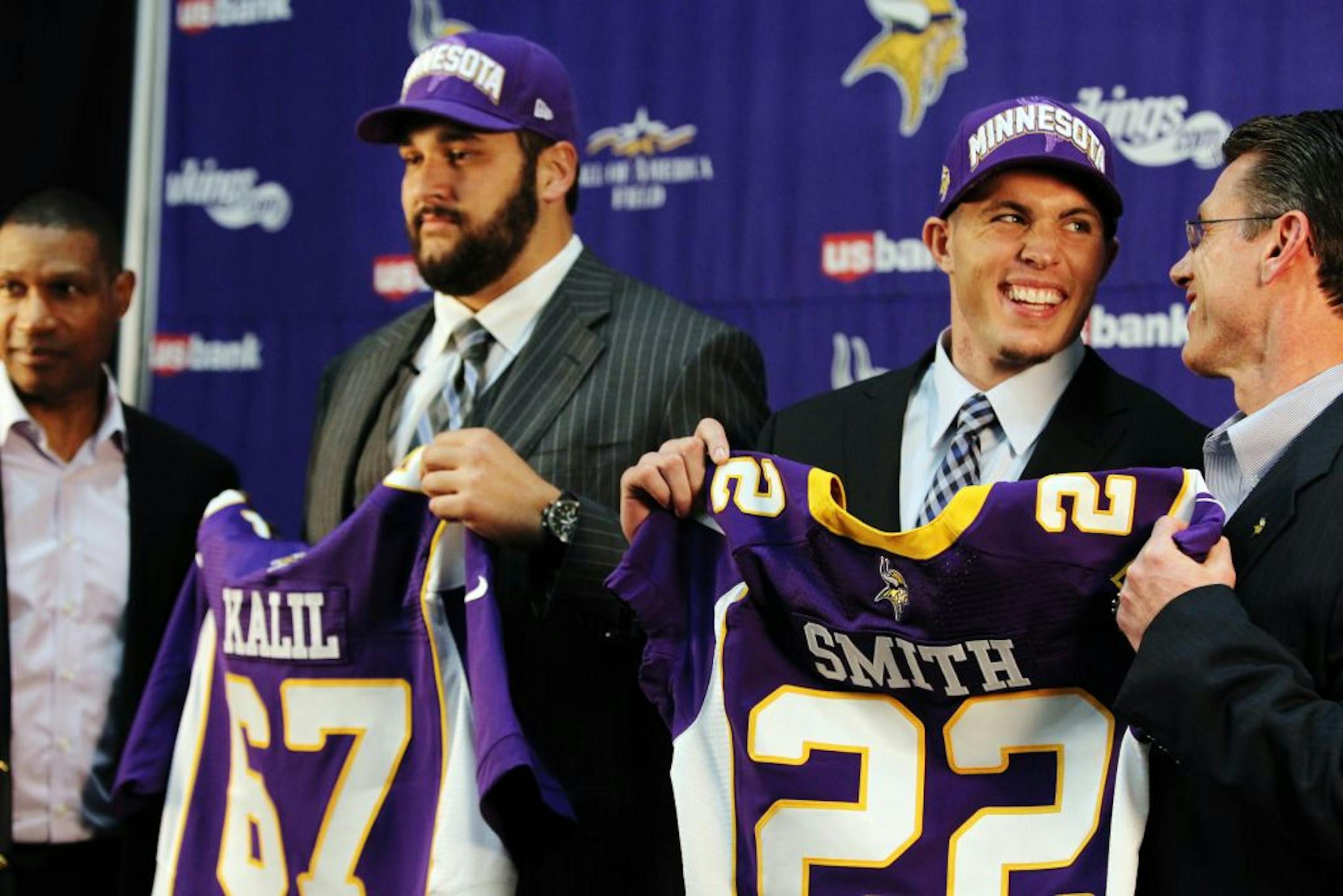 The Vikings signed Notre Dame safety Harrison Smith (22), the No. 29 overall pick in the NFL draft, on Thursday. Matt Kalil (67), the No. 4 overall pick, remains unsigned.