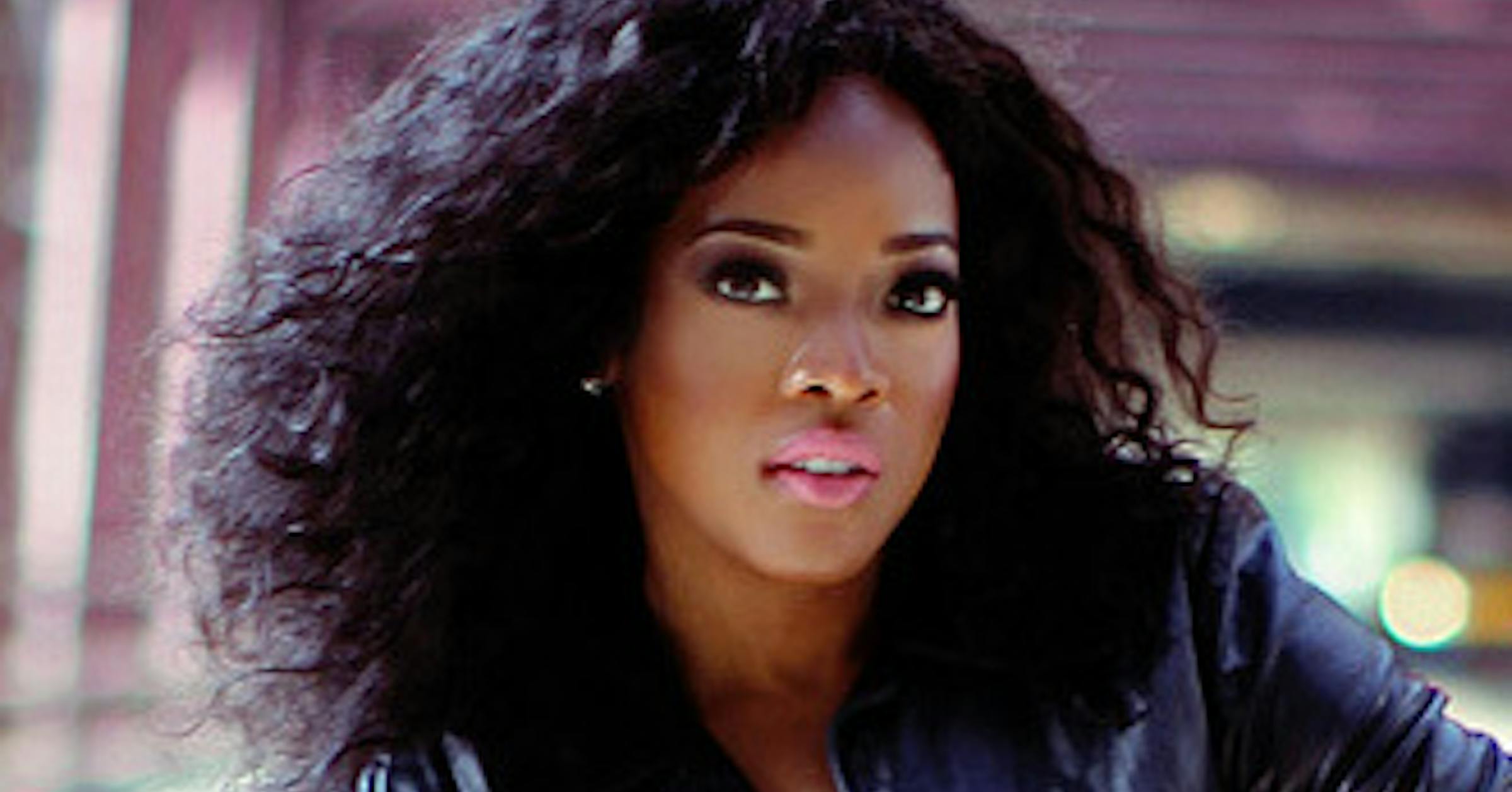 C.J.: Prince protégée Ashley Támar Davis performed with pre-Destiny Beyoncé