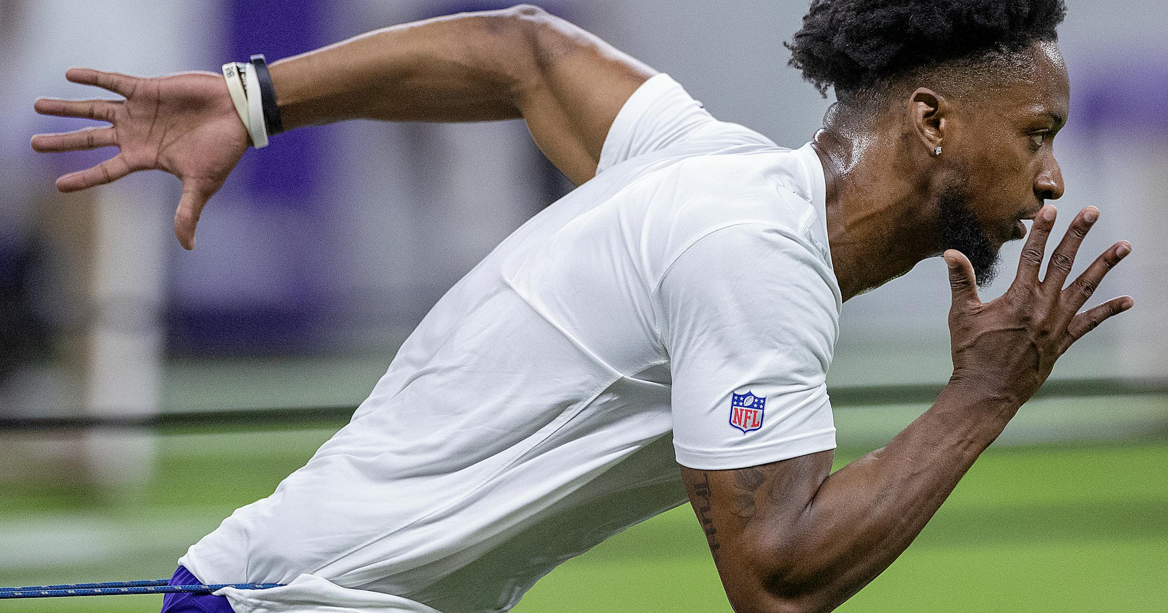 Brian Flores makes pitch for Vikings to draft a cornerback Brian Flores makes pitch for Vikings to draft a cornerback