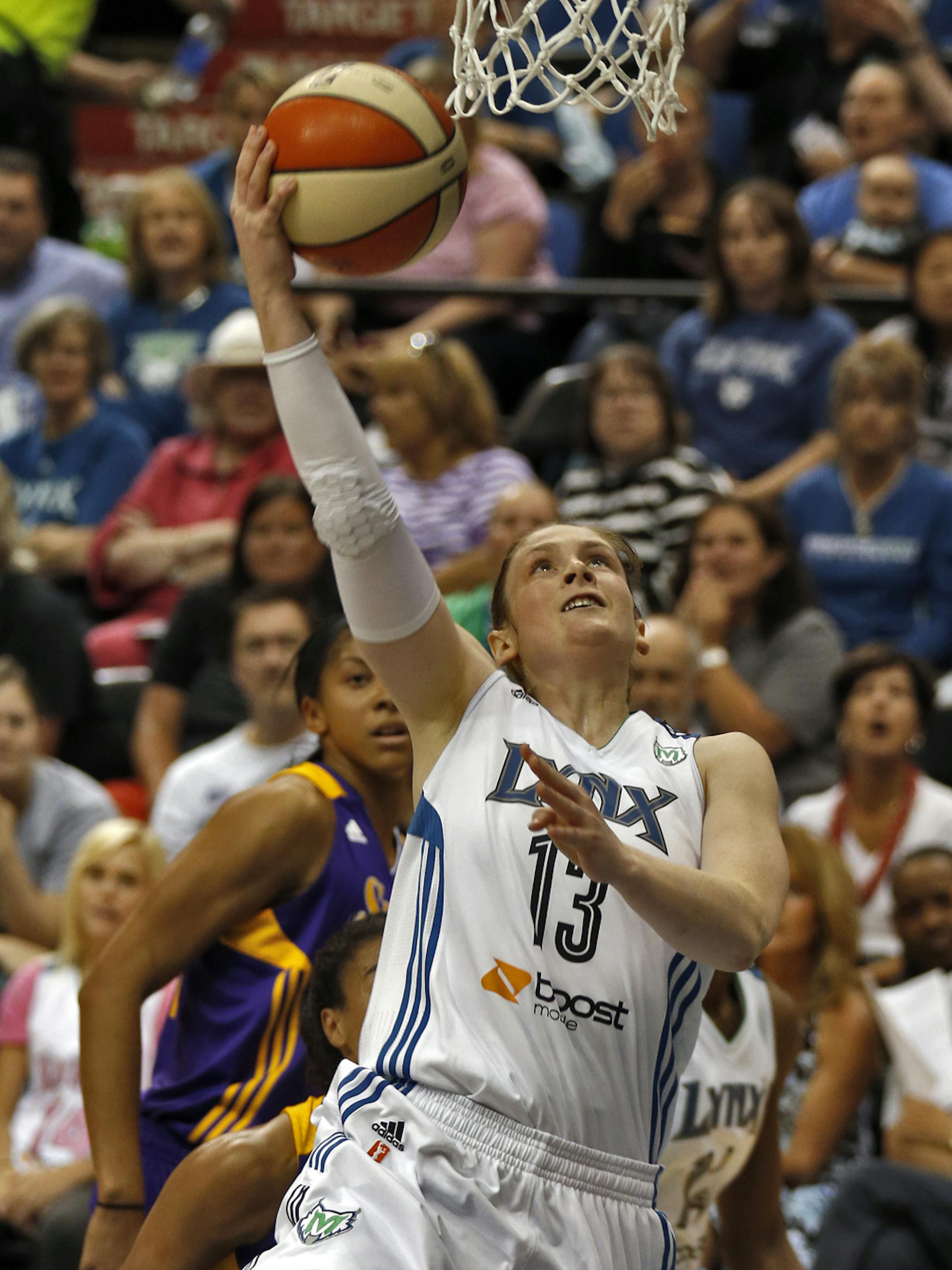 Lindsay Whalen, who led the Lynx with 20 points, went up for a layup in the first half against the Sparks.