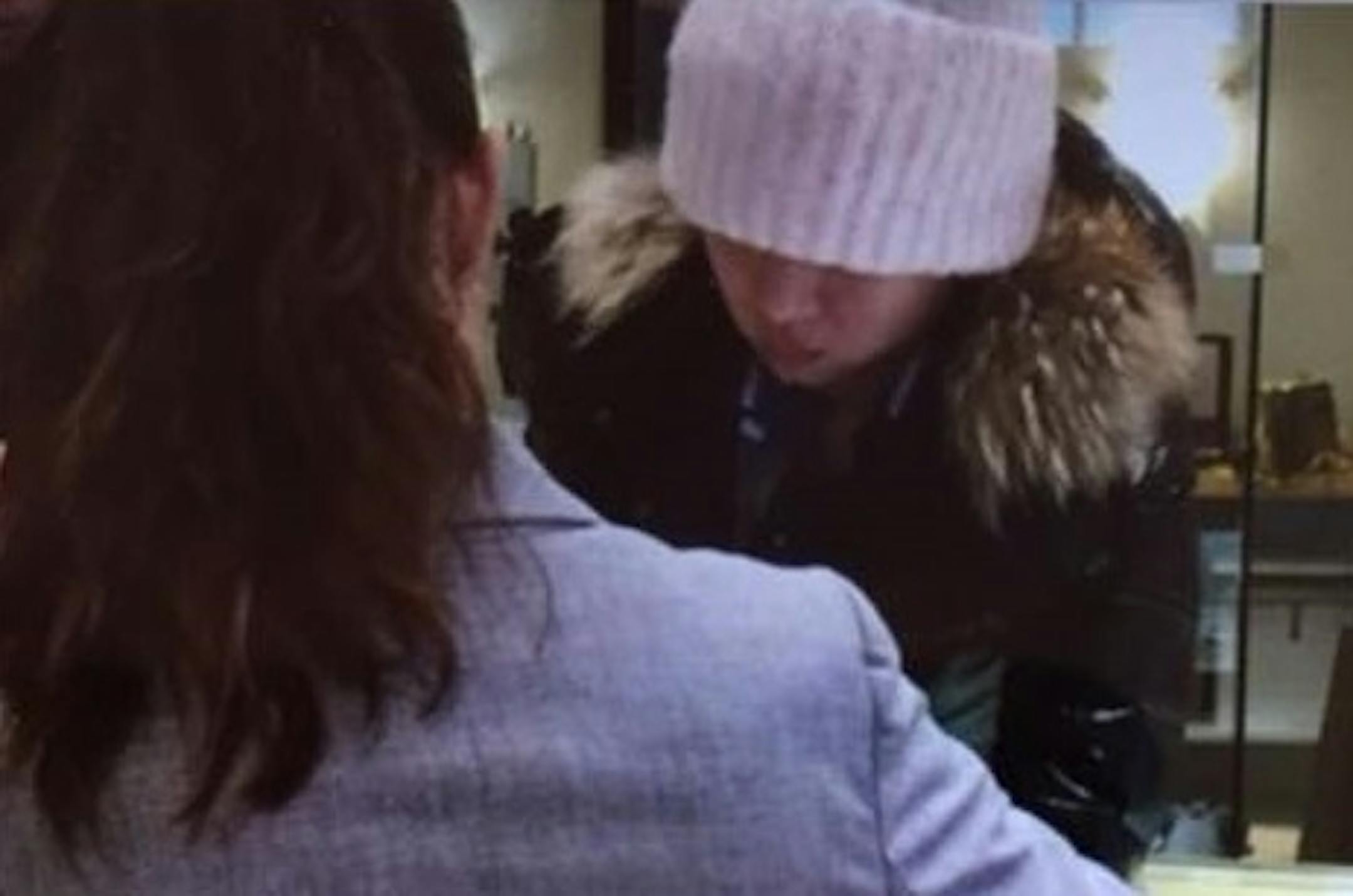 This woman used a cloned credit card to buy a loose diamond, police say.