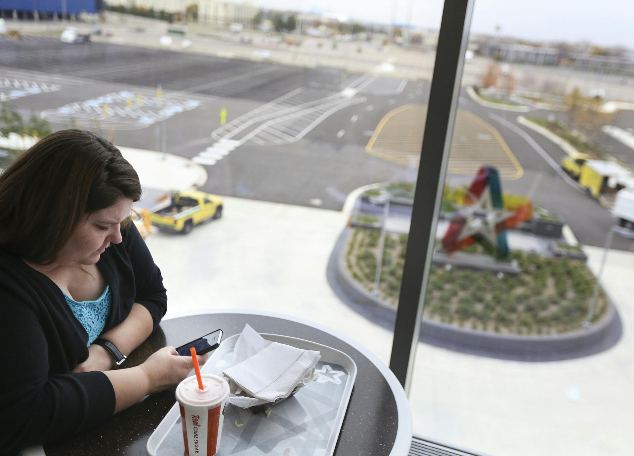 Azure Anderson near the Mall of America’s new “front door.” The mall is unveiling several improvements before the holiday season.