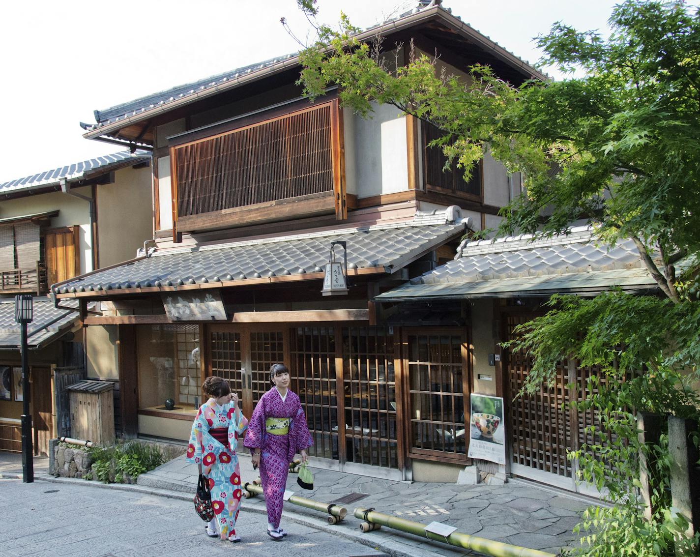 Rokuroku Dou, a ceramics gallery in a traditional machiya building in Kyoto, Japan, May 17, 2014. A form that dates back to the feudal era when buildings were taxed based on width, machiya traditionally held shops in front with family dwellings in the back, crowded beside one another in lively blocks that retain a pleasant atmosphere today. (Ko Sasaki/The New York Times) -- PHOTO MOVED IN ADVANCE AND NOT FOR USE - ONLINE OR IN PRINT - BEFORE JUNE 15, 2014.