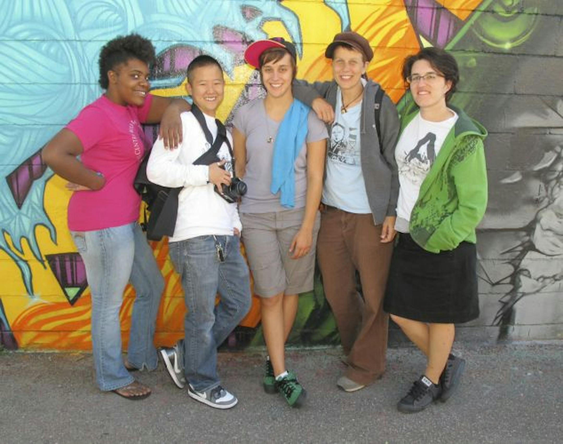 Amia Jackson, Anna Min, Stephanie Stoumbelis, Alexis Stoumbelis and Heyward.
