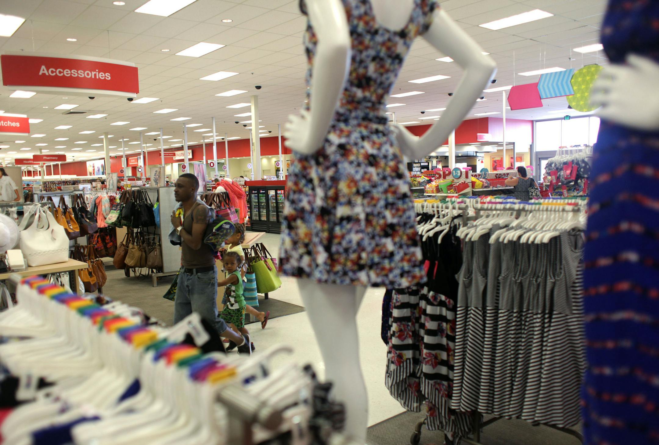Target is testing out new features in it's New Brighton Blvd. store. ] MONICA HERNDON monica.herndon@startribune.com Minneapolis, MN 06/18/2014