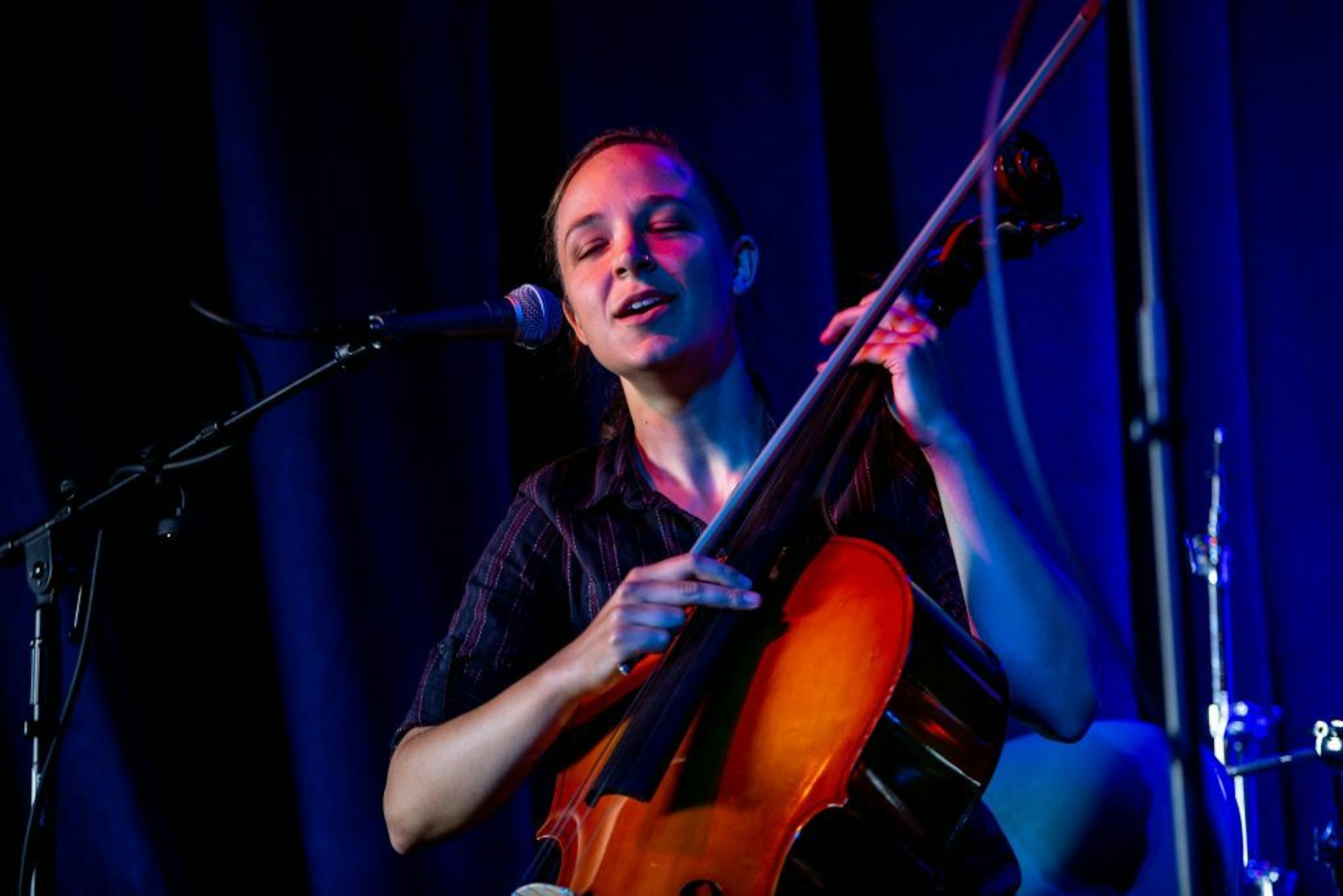 Mandy Fassett sings and plays cello with Drew Petersen & Friends.