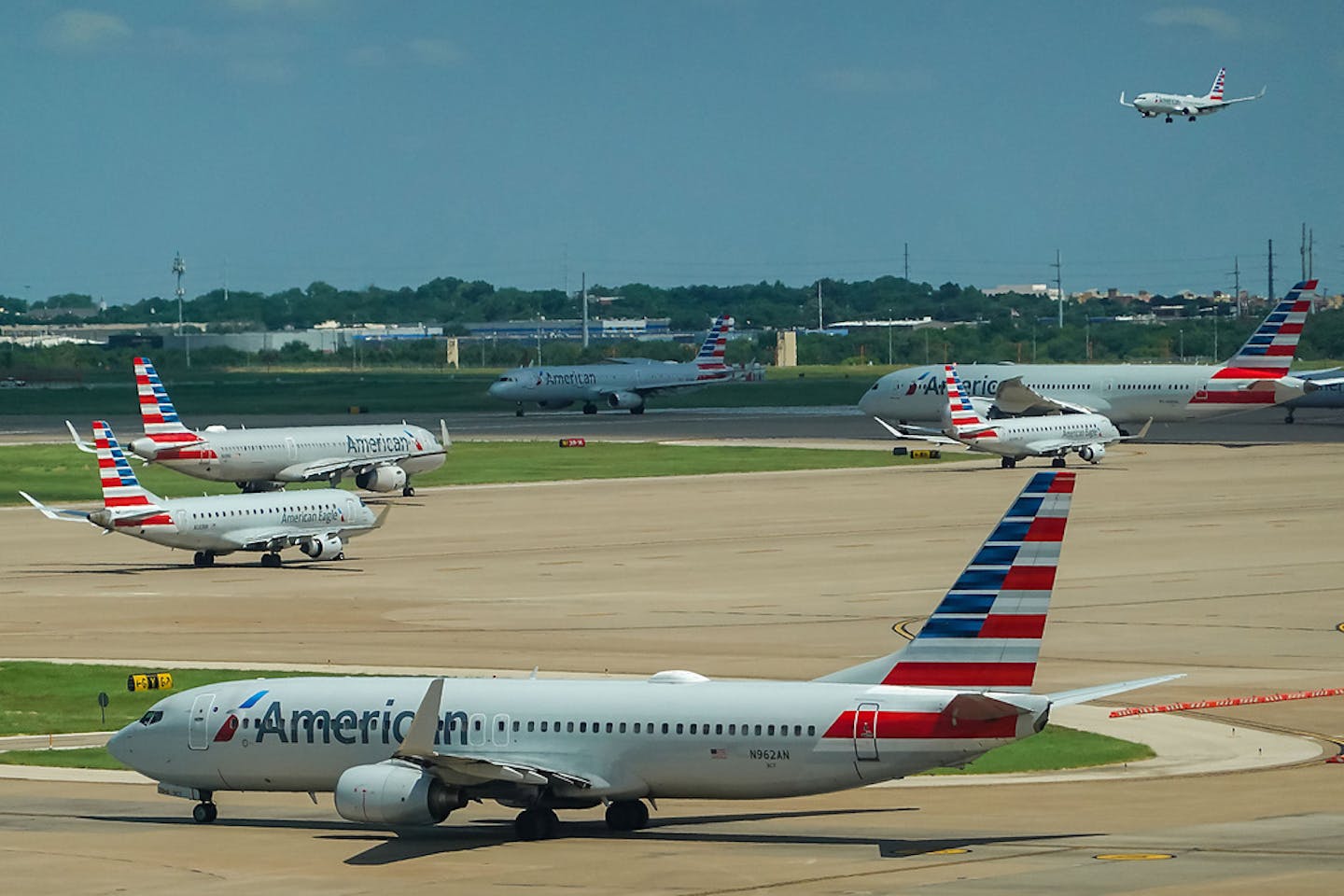 American Airlines Tests Boarding Technology That Audibly Shames Line ...