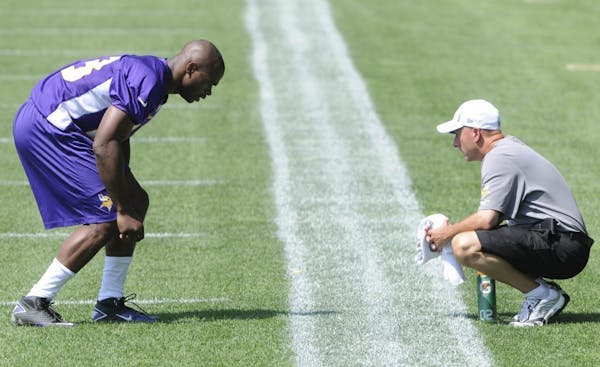 Vikings running back Adrian Peterson worked out under the watch of trainer Eric Sugarman last week.