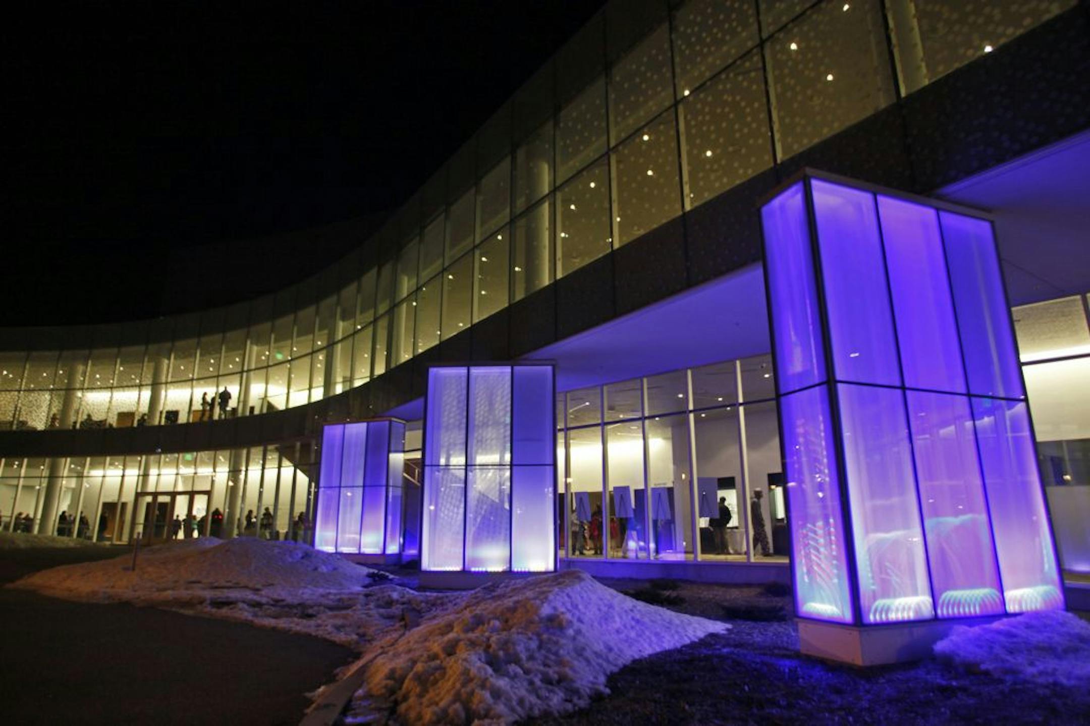 Exterior of the center.