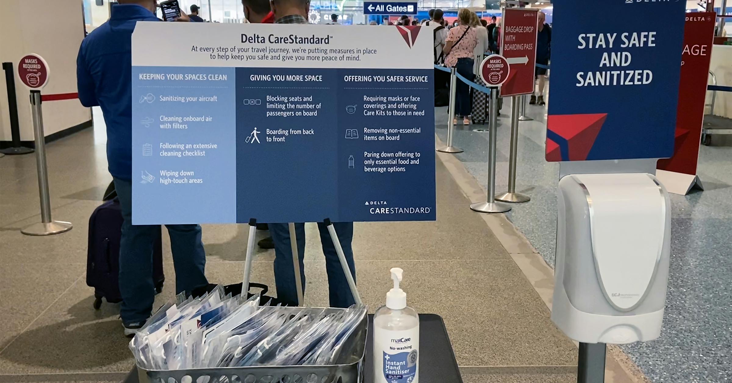 Delta Air Lines imposes $200 monthly insurance fee on unvaccinated workers